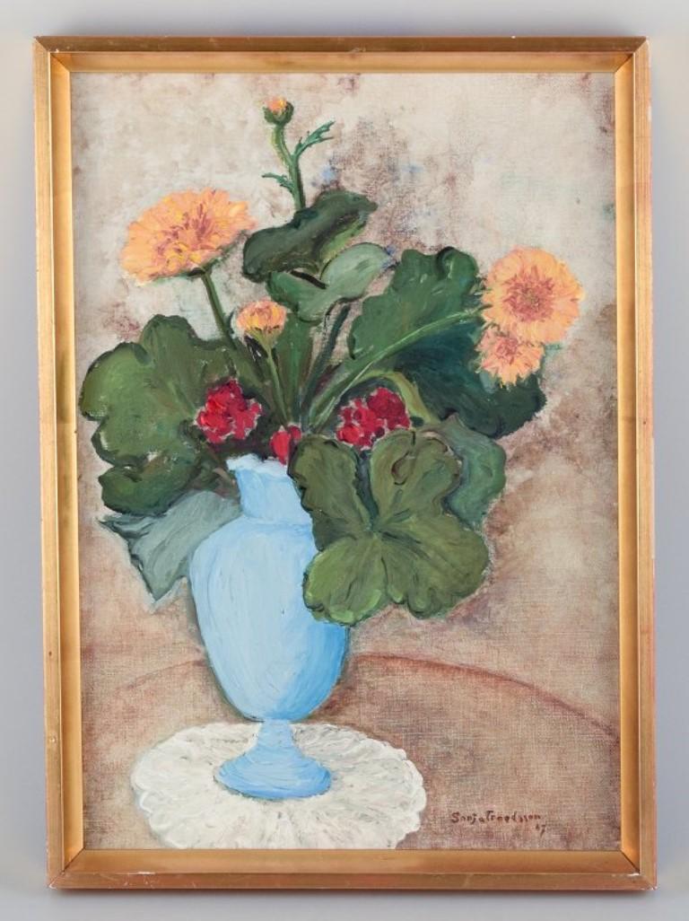 Sonja Troedsson, listed Swedish artist. Oil on canvas. 
Modernist floral still life.
Titled 