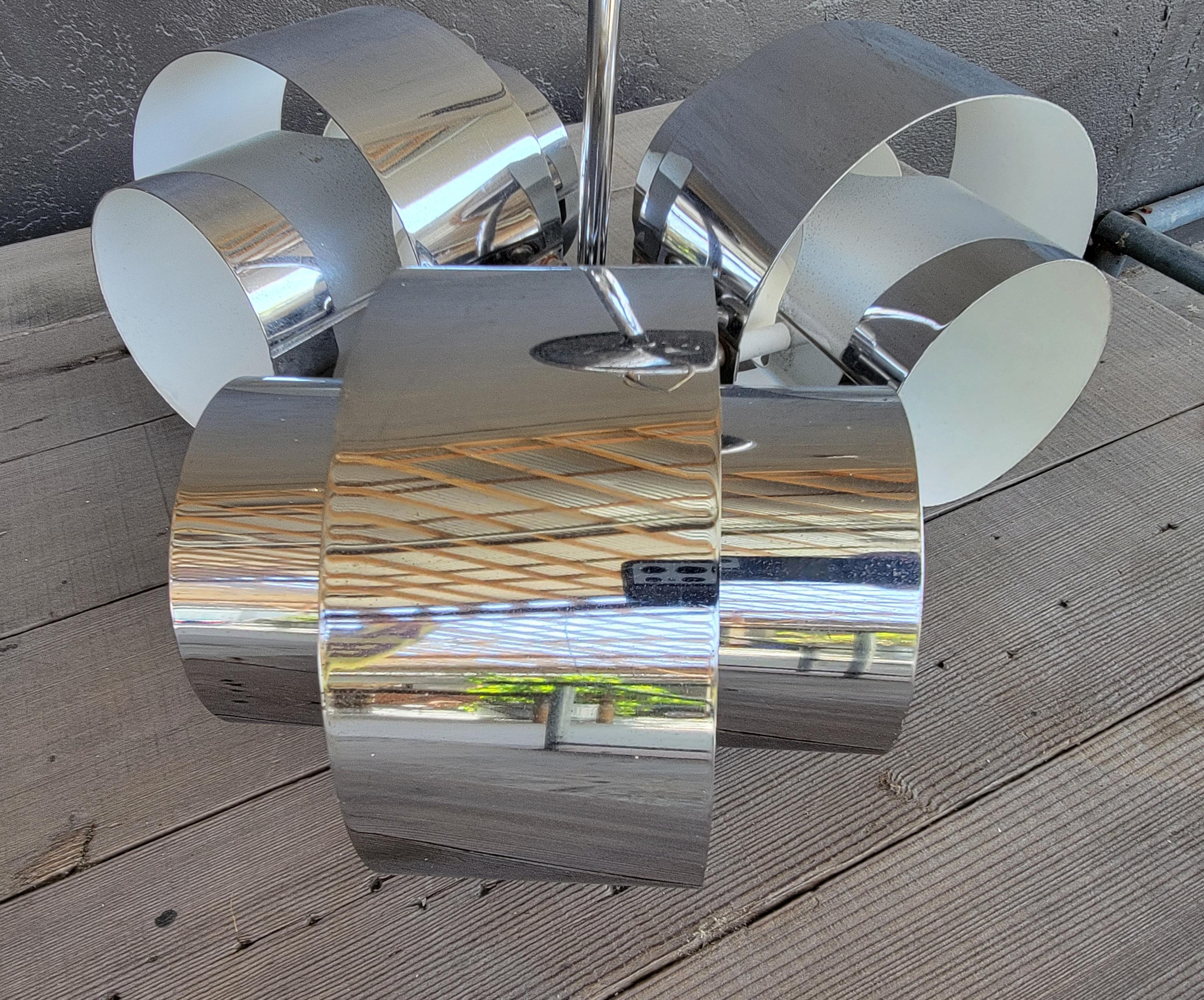 Lámpara de araña de 3 luces Robert Sonneman Attributed Chrome Estadounidense en venta