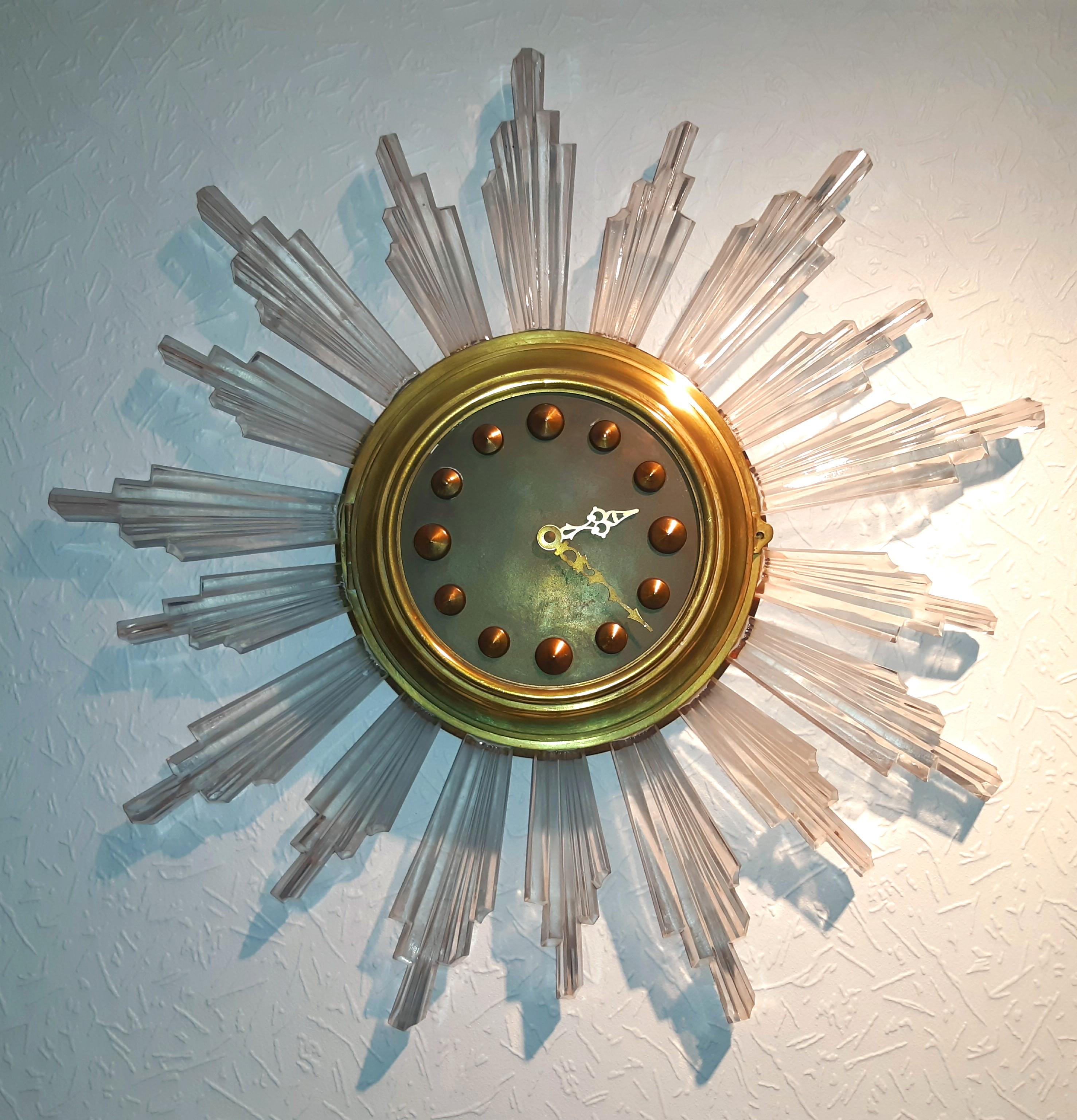Modern Sonnenuhr Sunburst clock 1960s For Sale