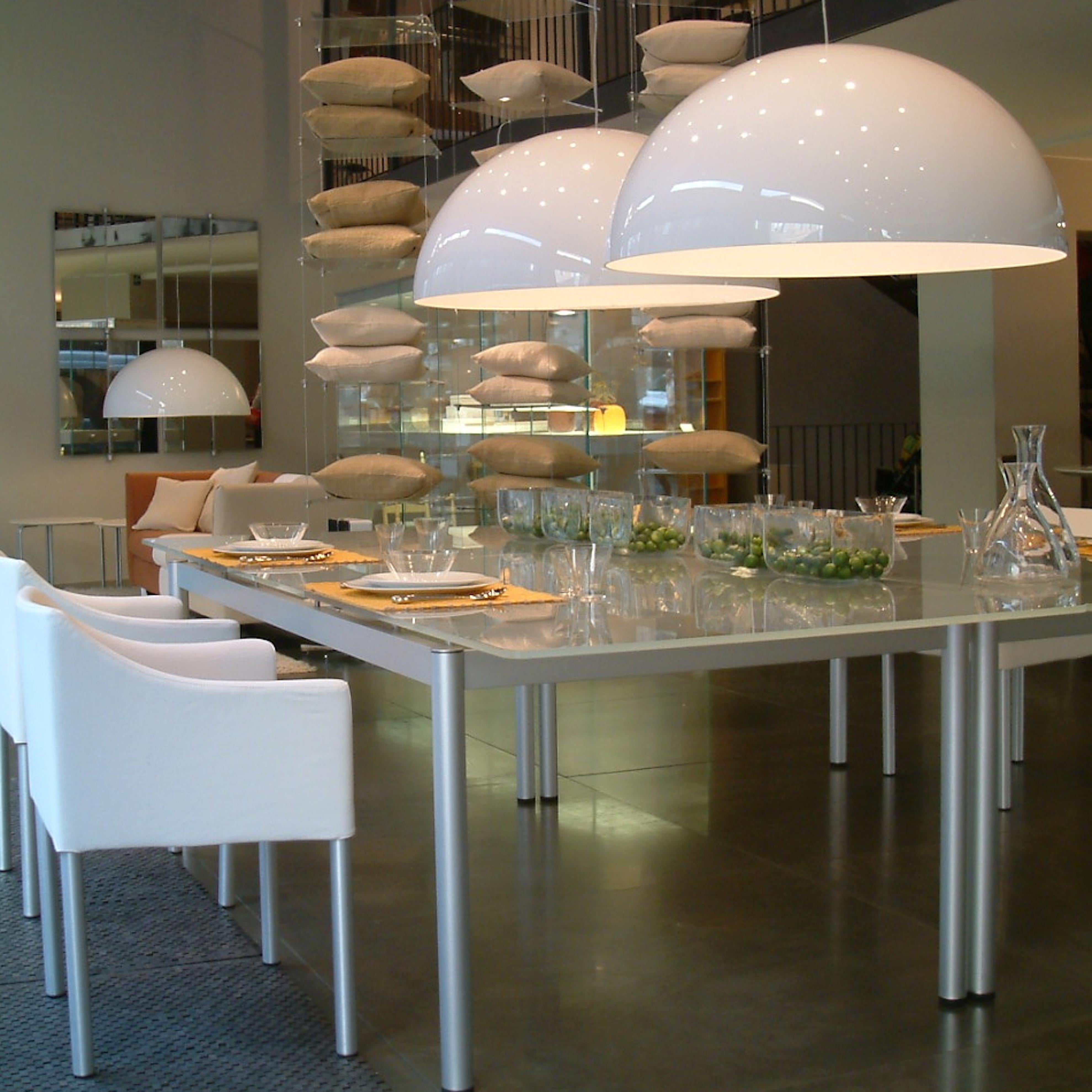 Sonora Suspension Lamp White by Vico Magistretti for Oluce In New Condition For Sale In Brooklyn, NY
