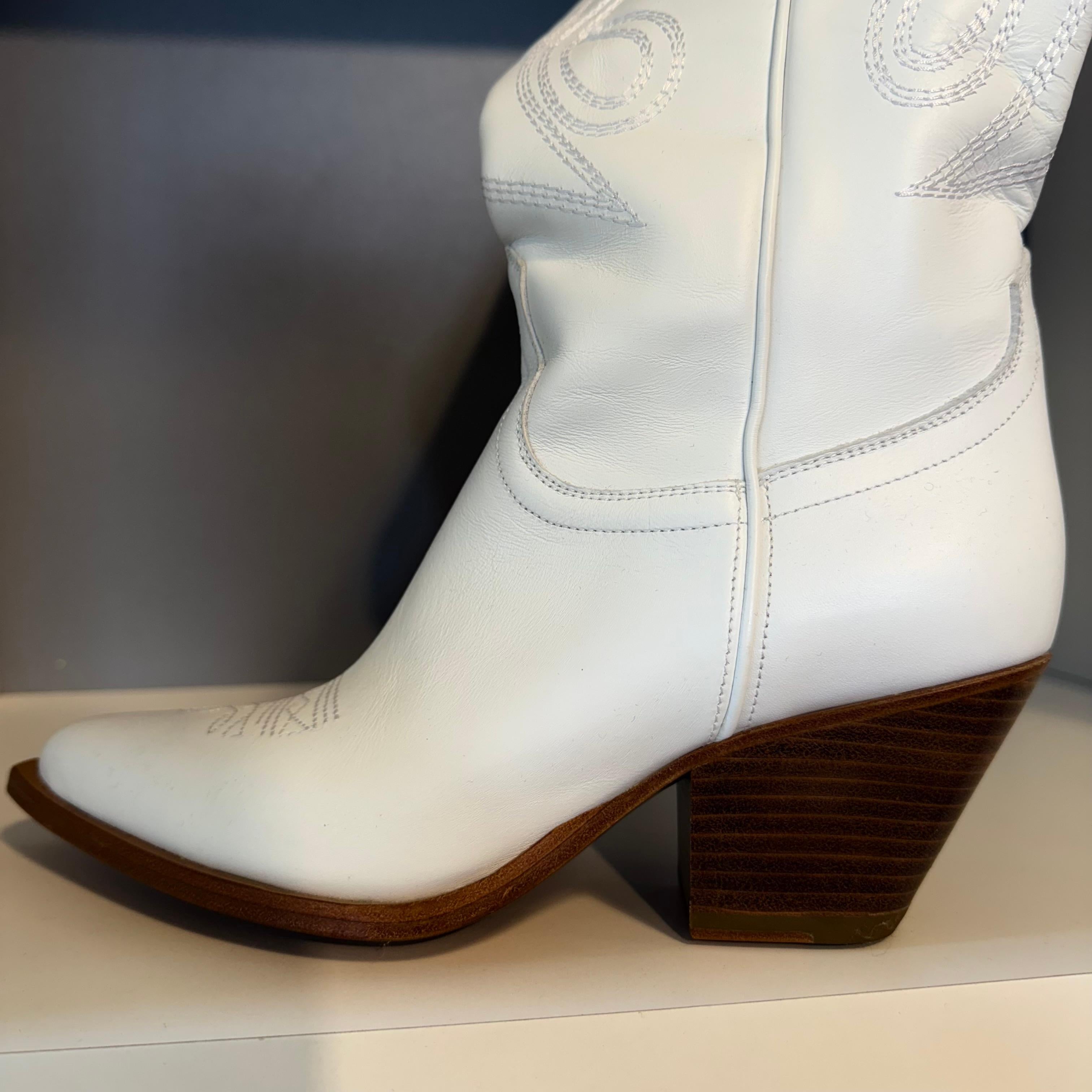 Grigio Stivali sopra il ginocchio Sonora White IT 38 in vendita