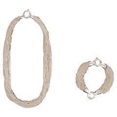 Sonya Ooten Weiße gedrehte mehrreihige Halskette und Armband, ein Set, Sonya Ooten