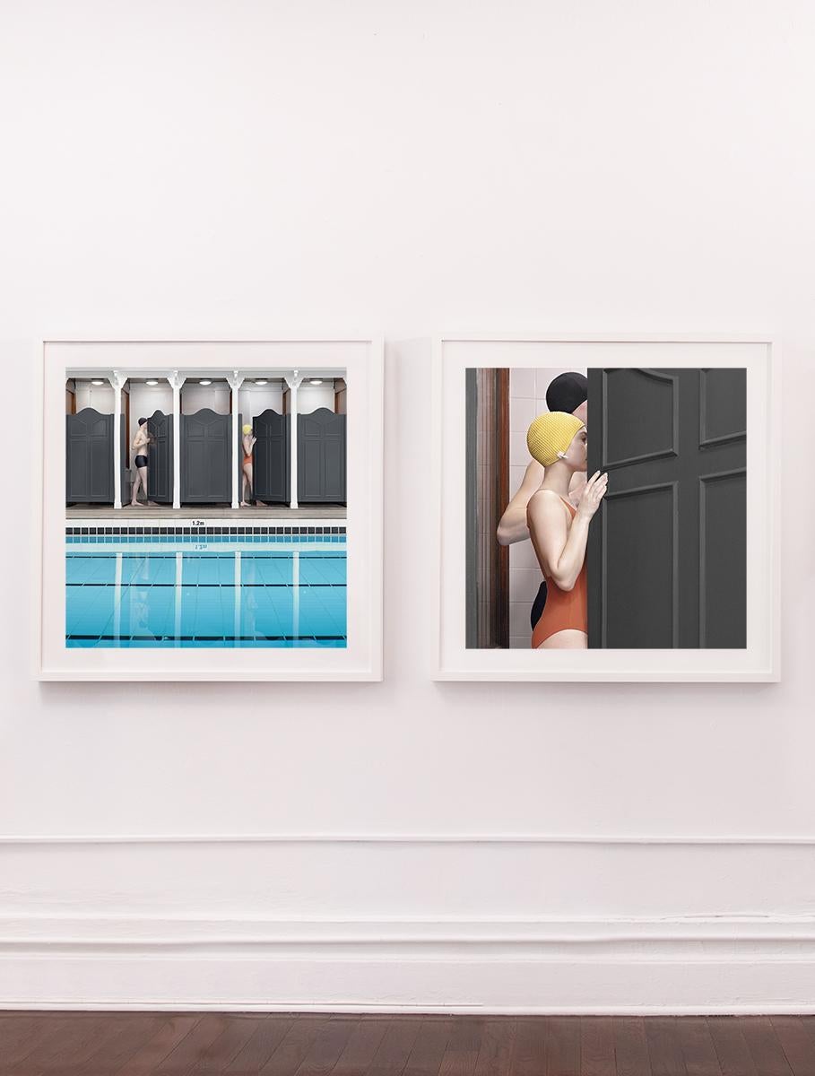 Badeanzug Junge und Mädchen (Schwarz), Figurative Photograph, von Soo Burnell