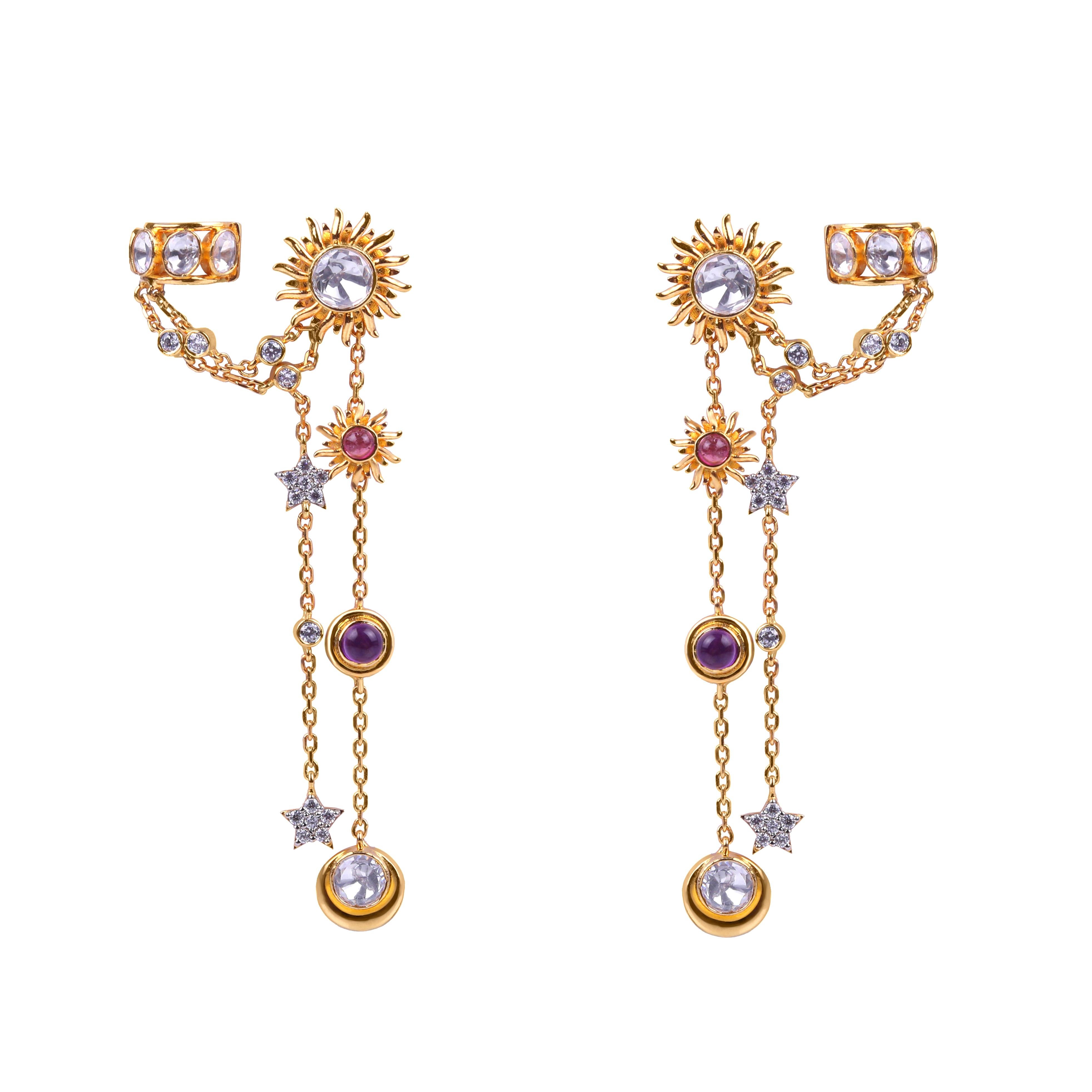 Boucle d'oreille en or Sooryast Dangler par Kahana Jewels en vente