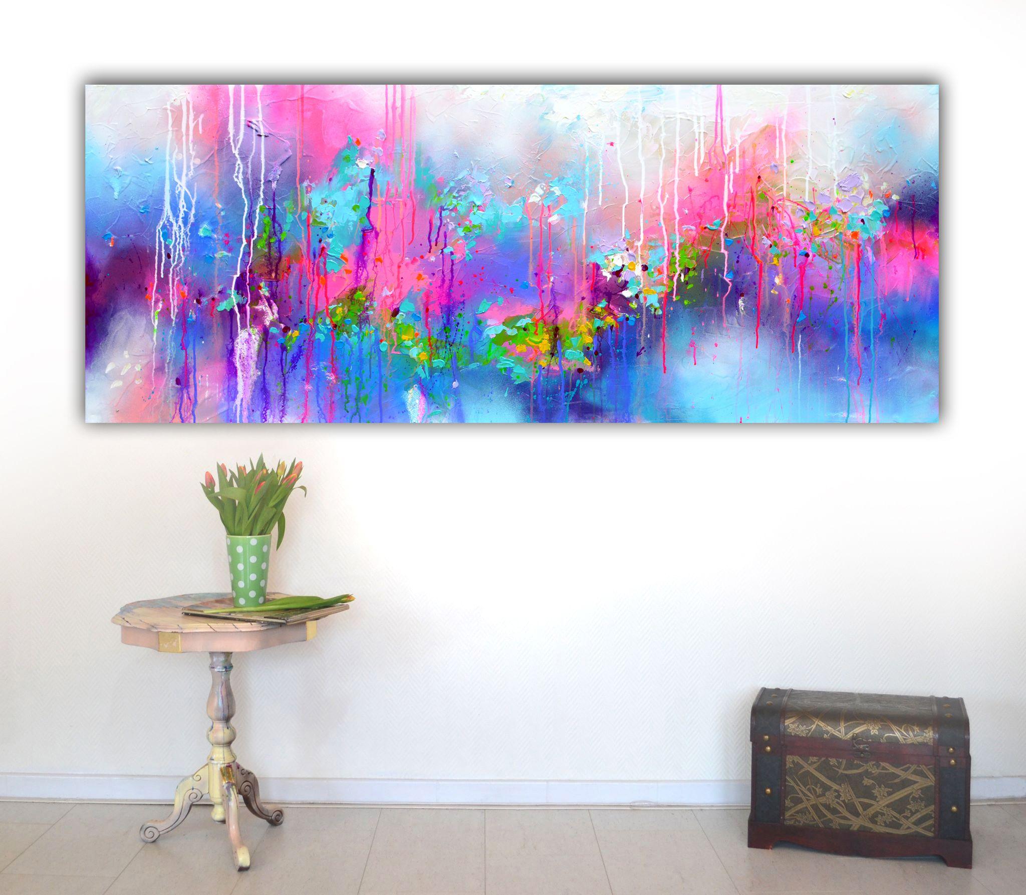 A beautiful modern large colorful vibrant abstract painting, 100% handmade painted, made with professional varnished acrylics and Amsterdam acrylic sprays on stretched heavy 3D (4cm) canvas. In this beautiful composition you will find warm pastel