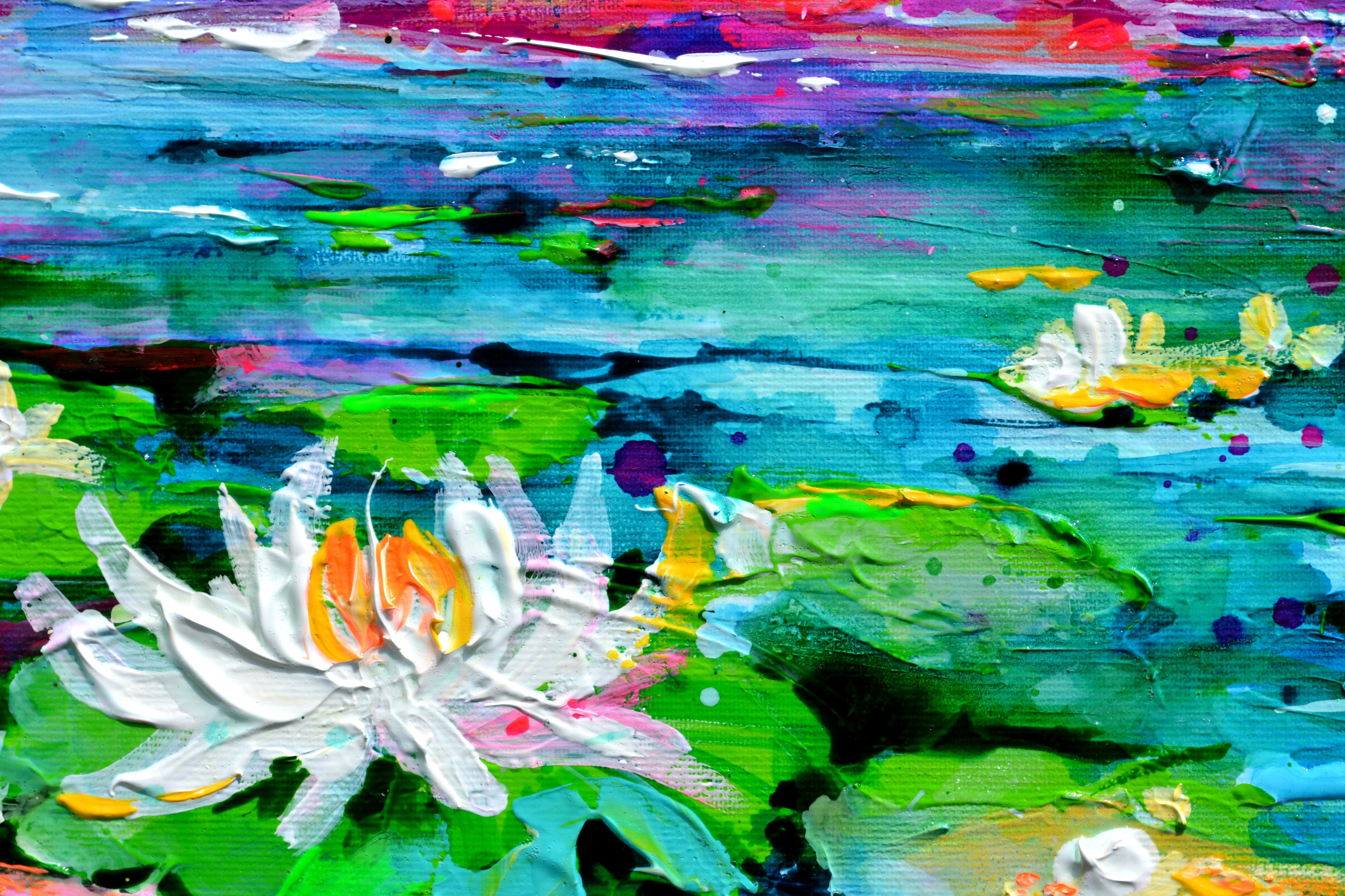 Lilies roses et blanches sur l'étang en vente 2