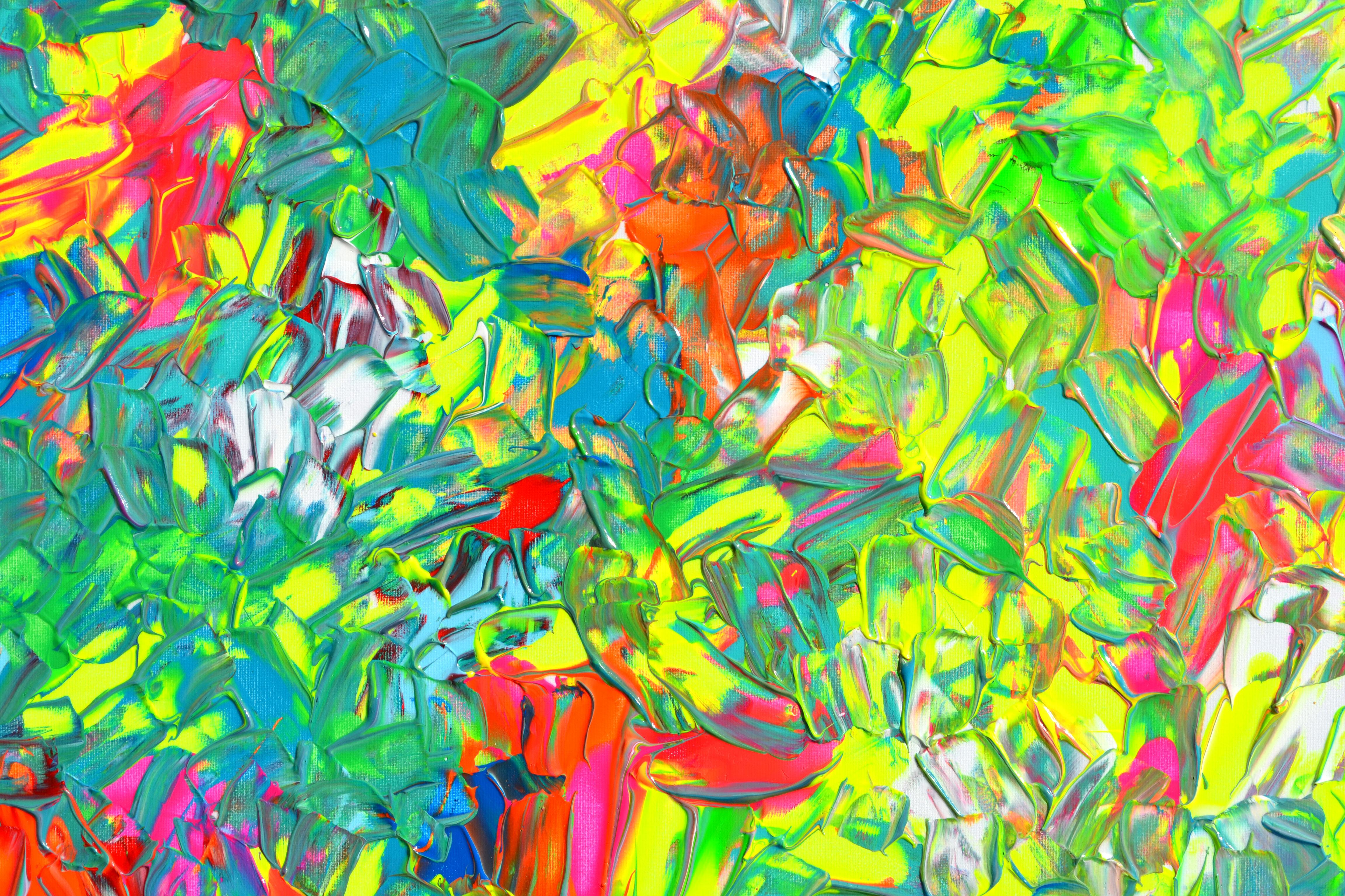 Ein sehr schönes großes, farbenfrohes, abstraktes Gemälde mit vielen Neon-Nuancen, stark strukturiert mit Reliefs aus Palettenmesser, lebendig und emotional.
HÄNGEFERTIG - GALERIEQUALITÄT
Es geht um Farben, Glück und Freiheit!
Abmessungen: 140x80X2
