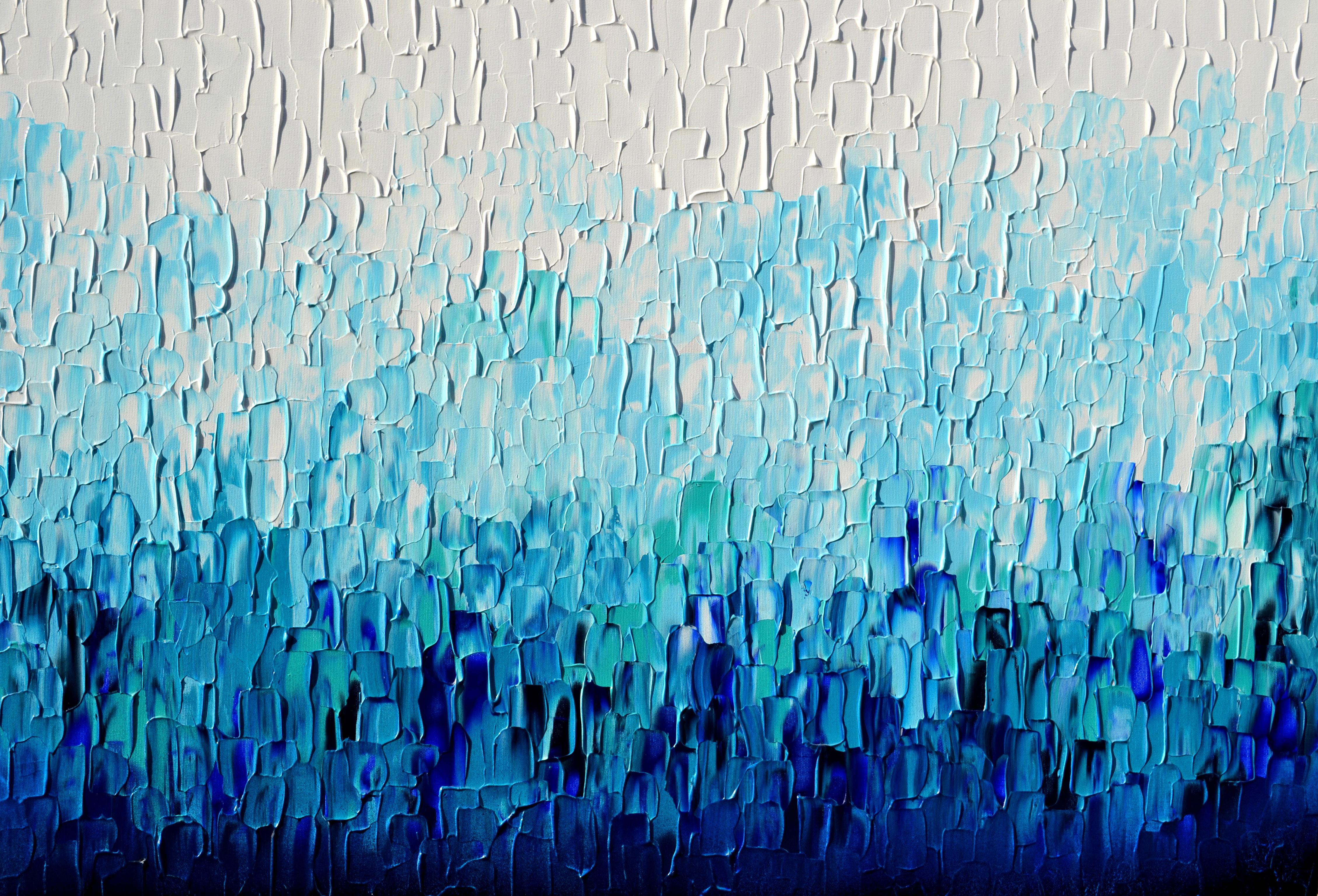 Verschönern Sie Ihren Raum mit diesem großen abstrakten Originalgemälde mit blauem Farbverlauf! Das Bild ist auf schwerem Segeltuch aufgespannt und die Ränder sind bemalt, um ein glänzendes Aussehen zu erzielen. Der glänzende Lack schützt nicht nur