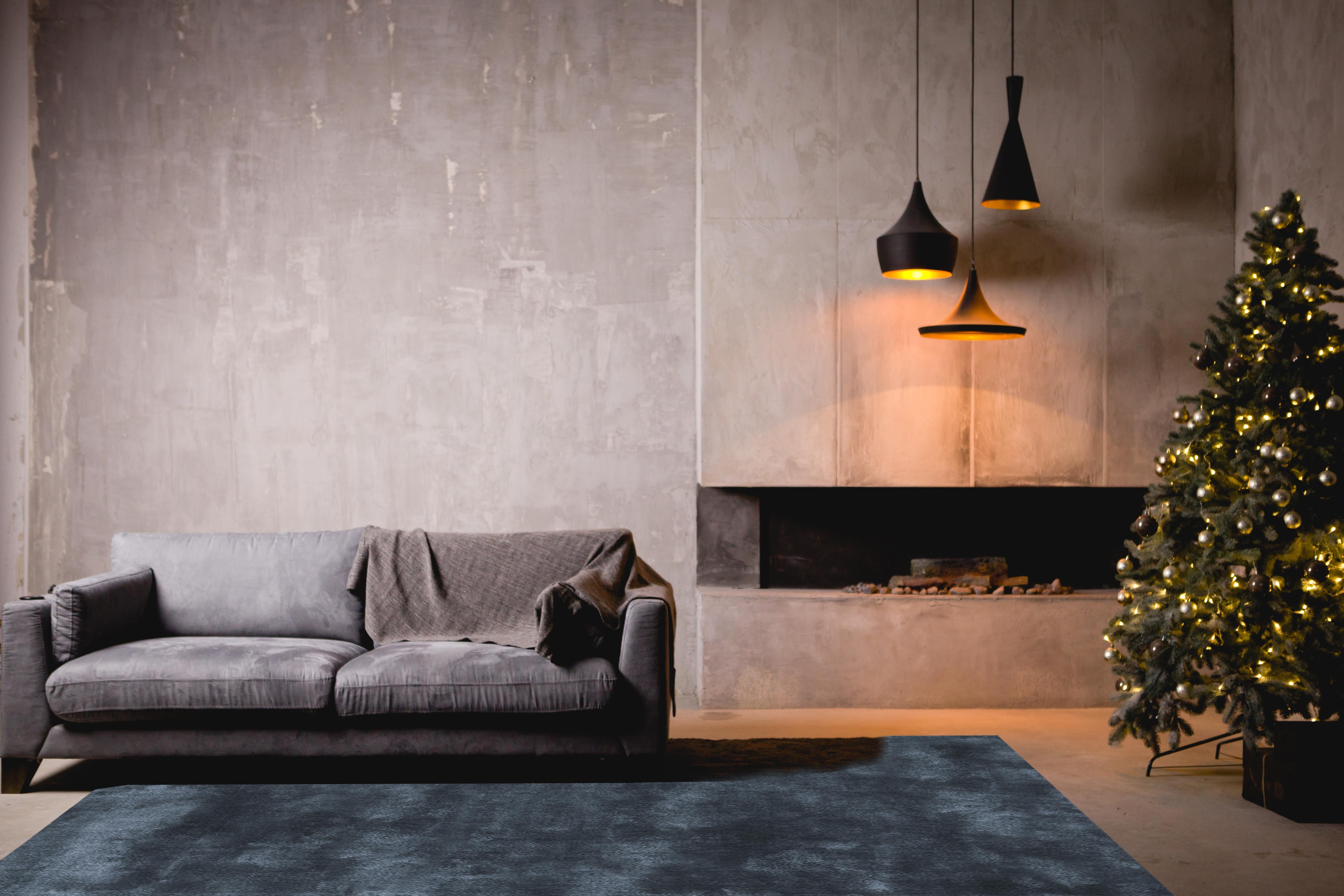 The Pallas weave gives a rich but understated impression, perfect for any sophisticated space. Its luxe underfoot feel is densely handwoven from plush viscose, in a myriad of gentle and soothing hues. This refined weave will complement any sensory