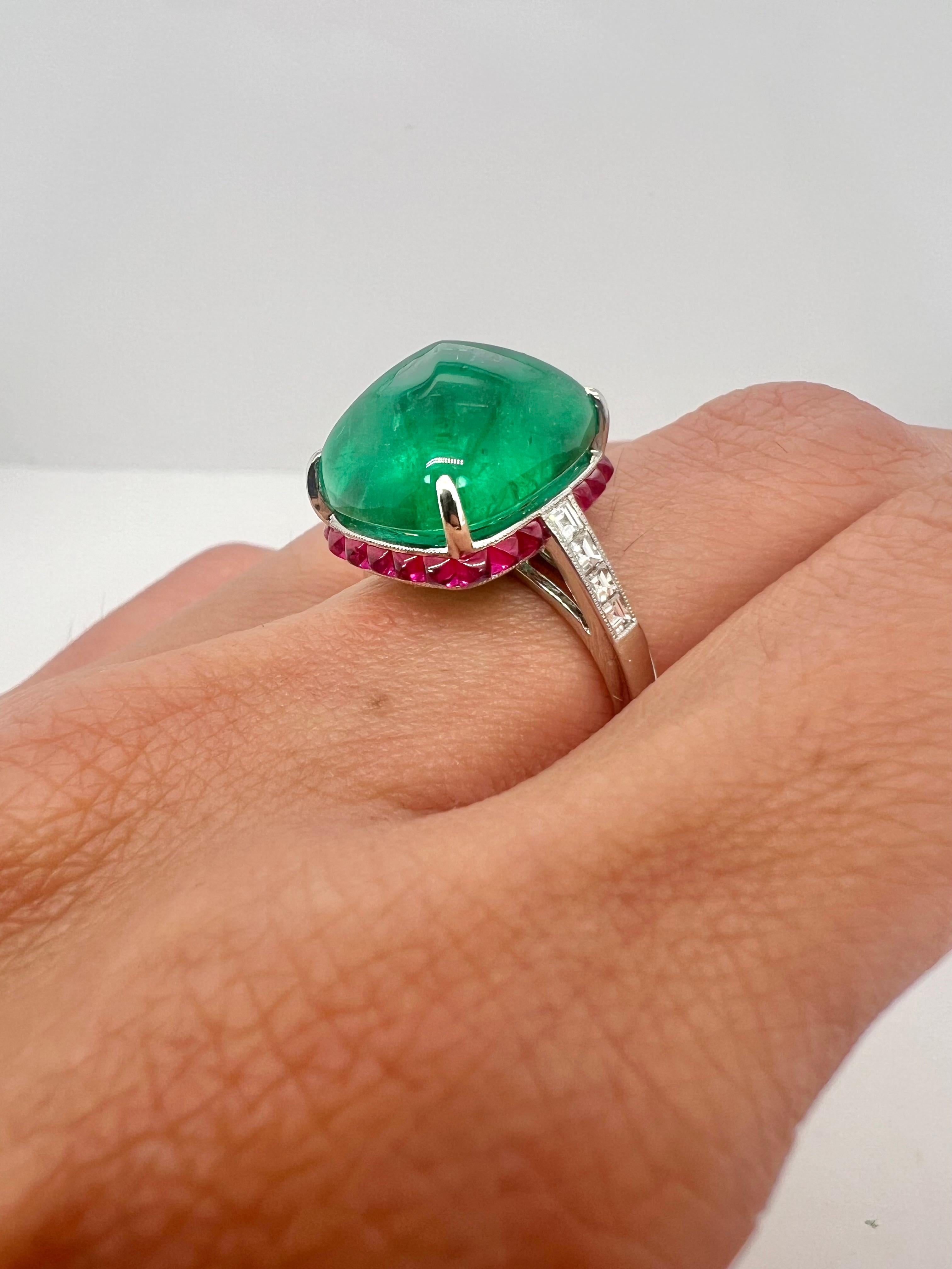 Sophia D. 10,94 Smaragd-Cabochon-Ring im Angebot 2