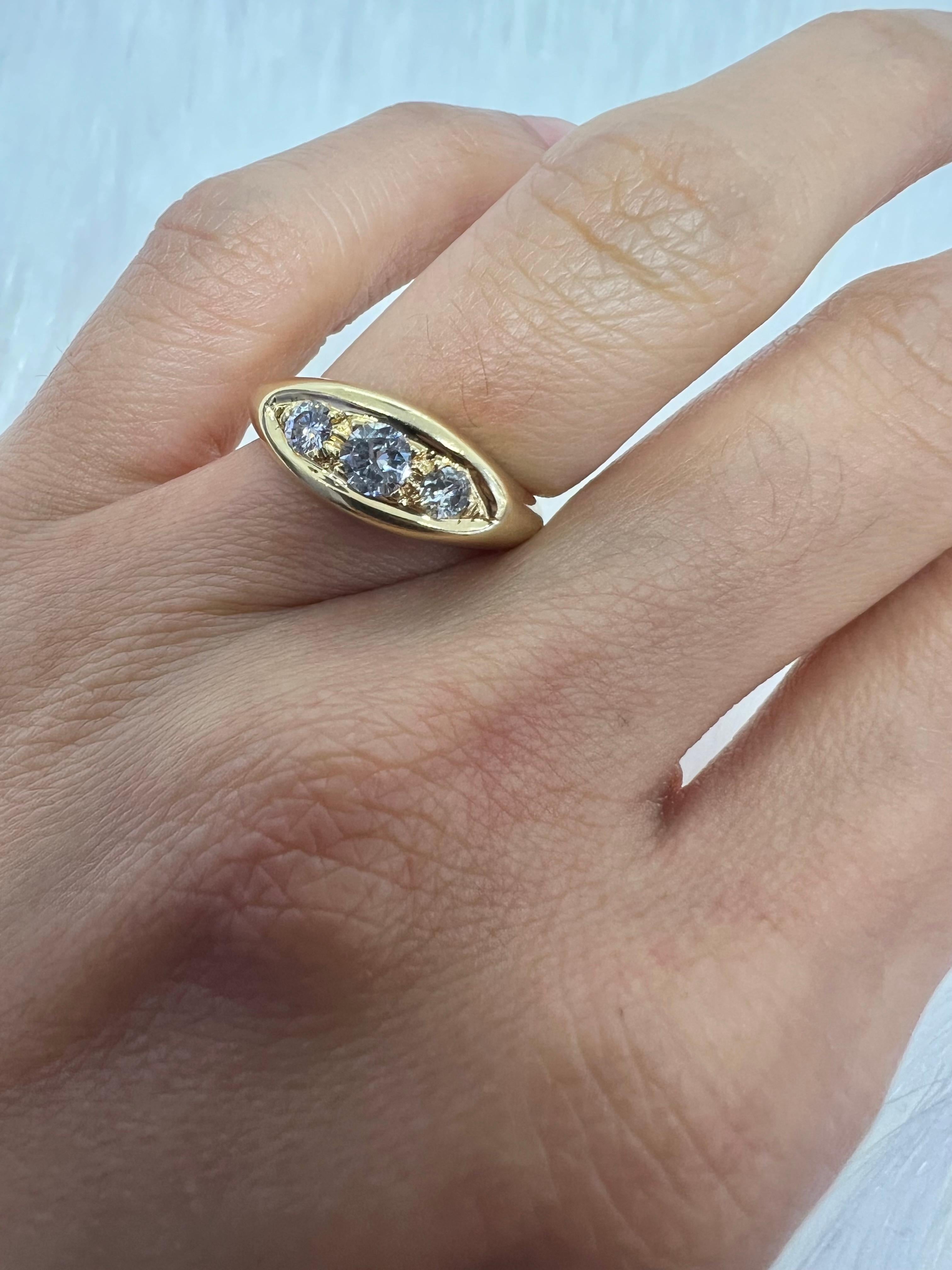 Sophia D. 14K Yellow Gold Diamond Ring In New Condition For Sale In New York, NY