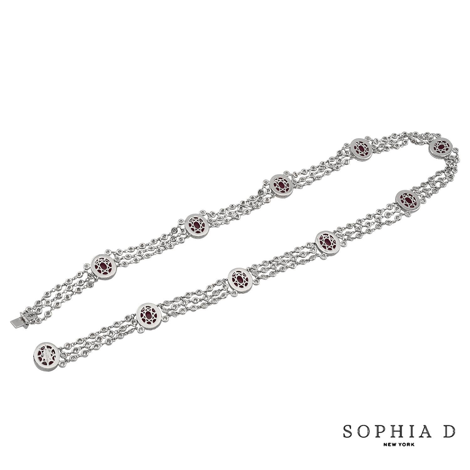 Sophia D. Collar de oro blanco de 18 quilates con rubí talla oval y diamantes Corte oval en venta
