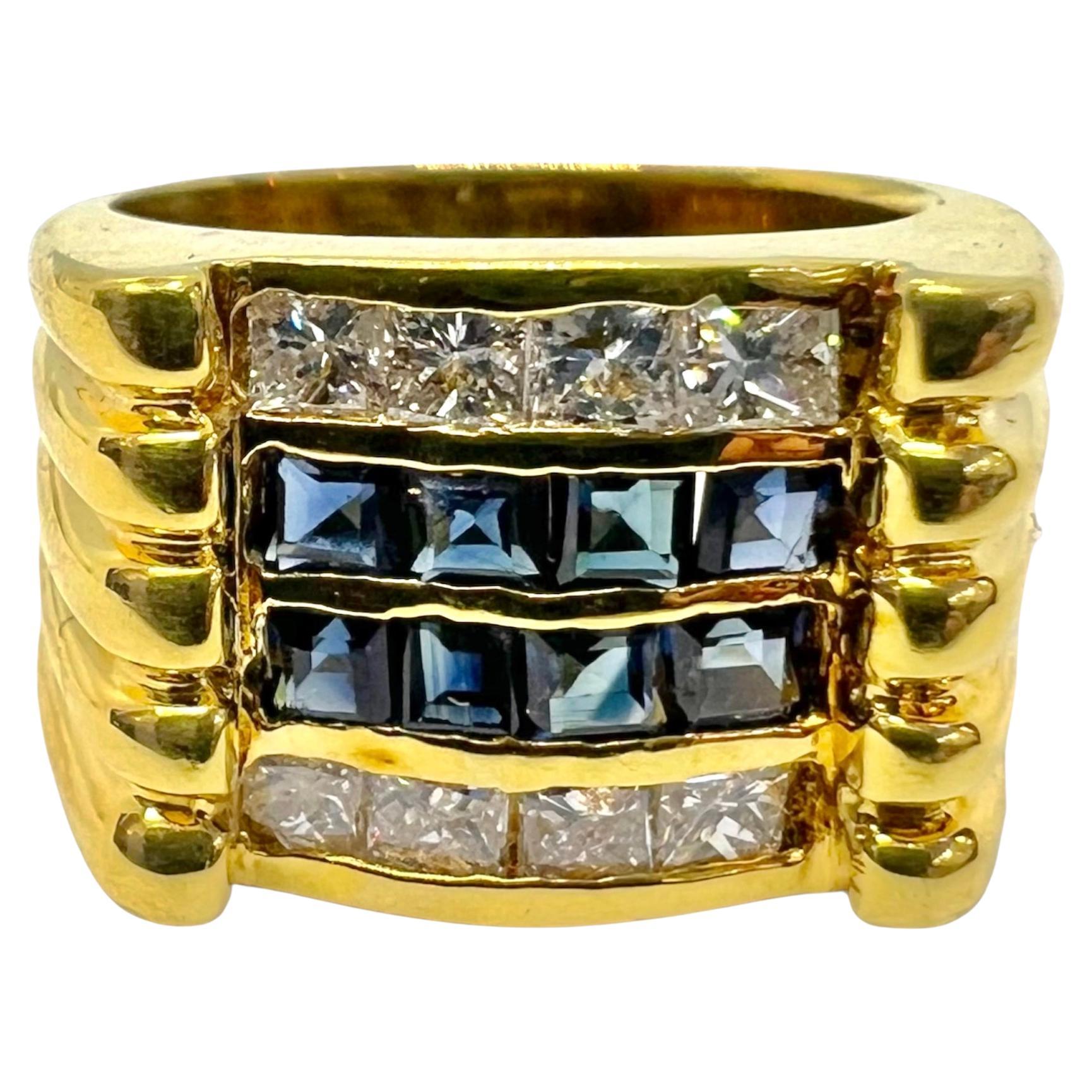 Sophia D. 18K Gelbgold Blauer Saphir & Diamant Dome Ring im Angebot