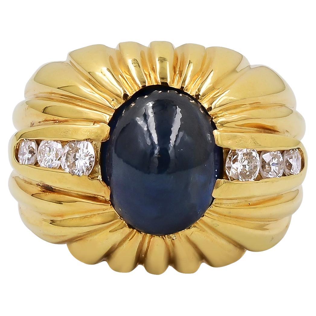 Bague Sophia D. en or jaune 18 carats, saphir bleu et diamants en vente
