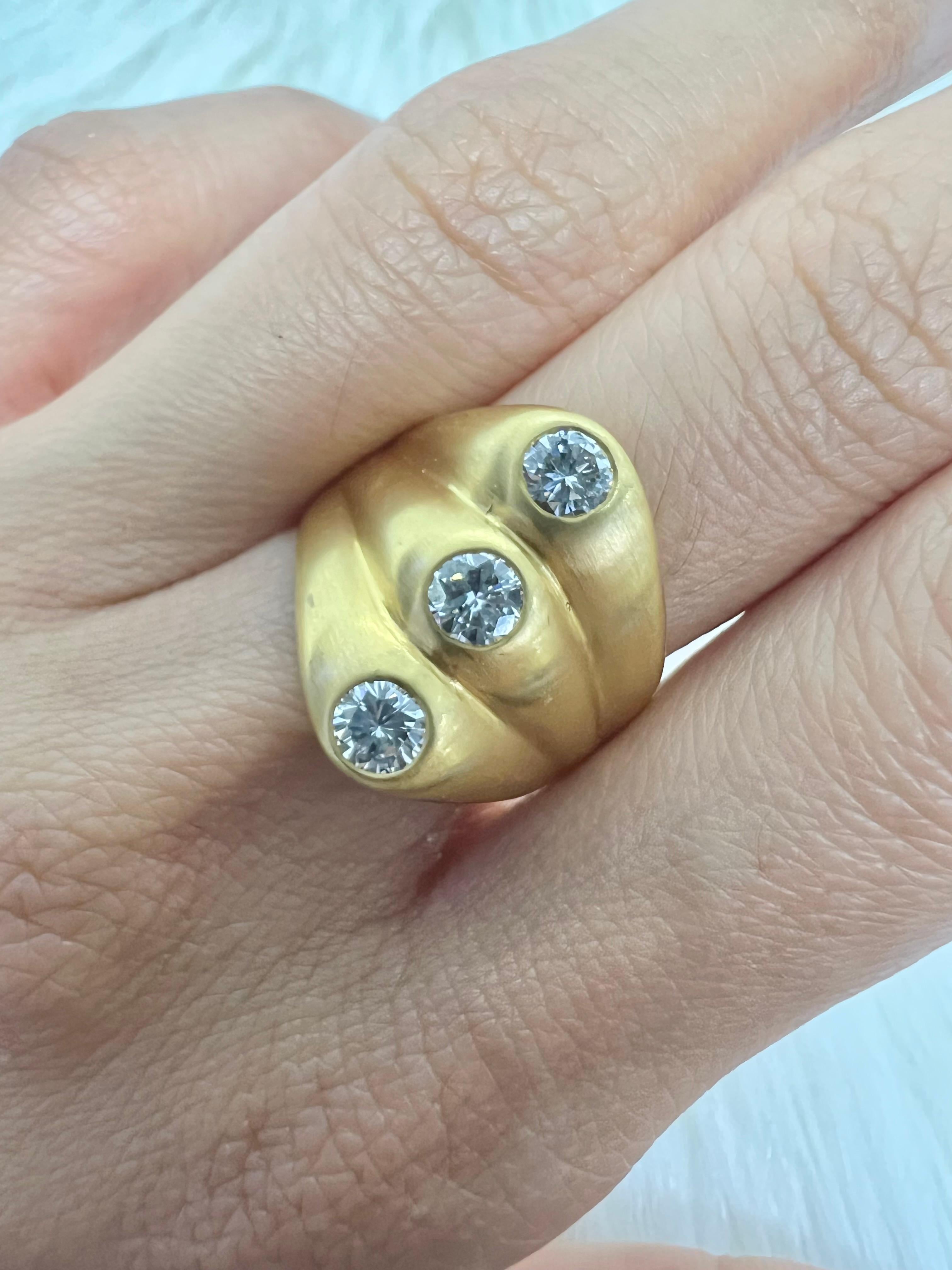 Round Cut Sophia D. 18K Yellow Gold Diamond Ring For Sale