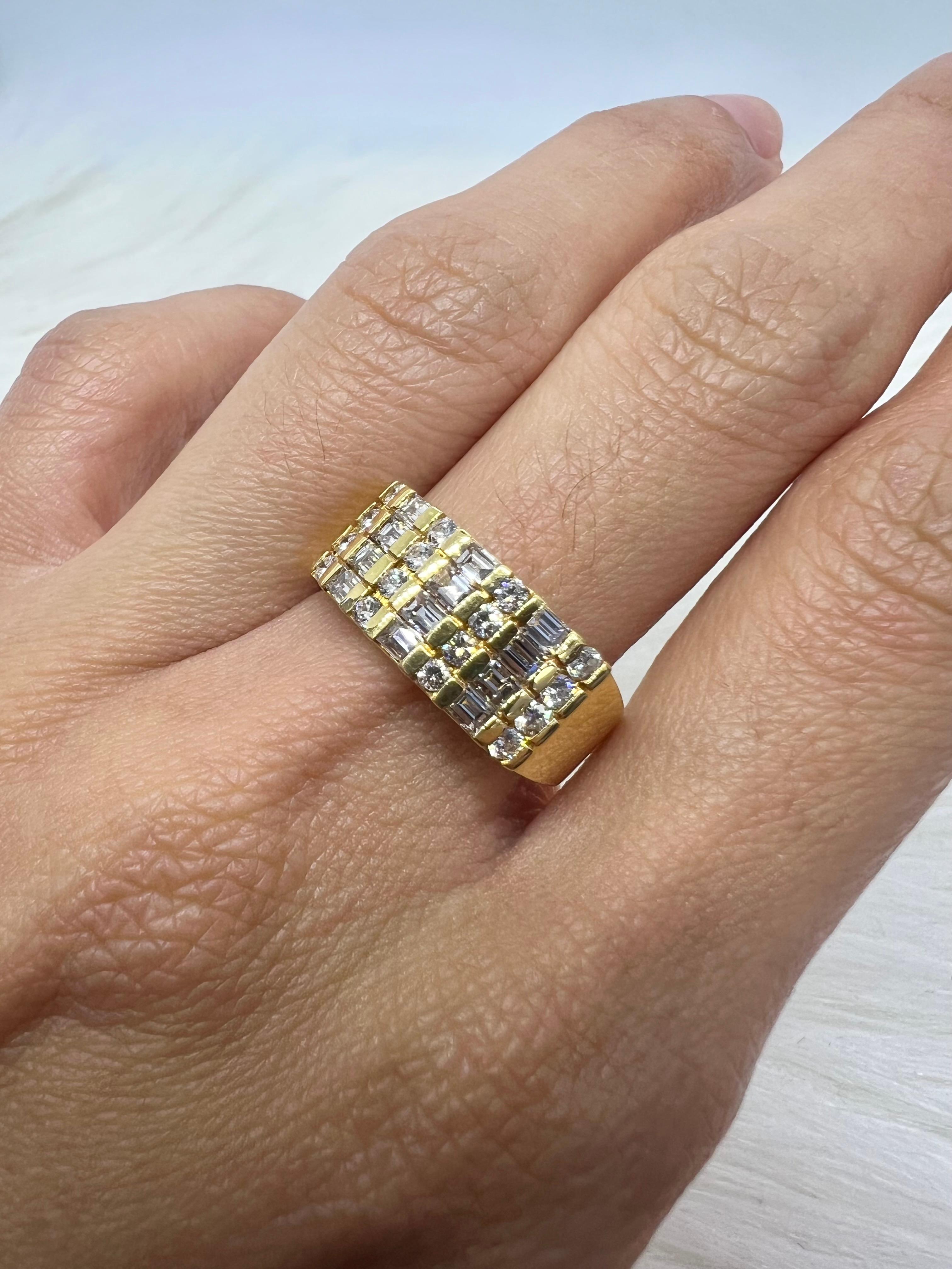 Sophia D. Diamantring aus 18 Karat Gelbgold mit Diamant (Smaragdschliff) im Angebot