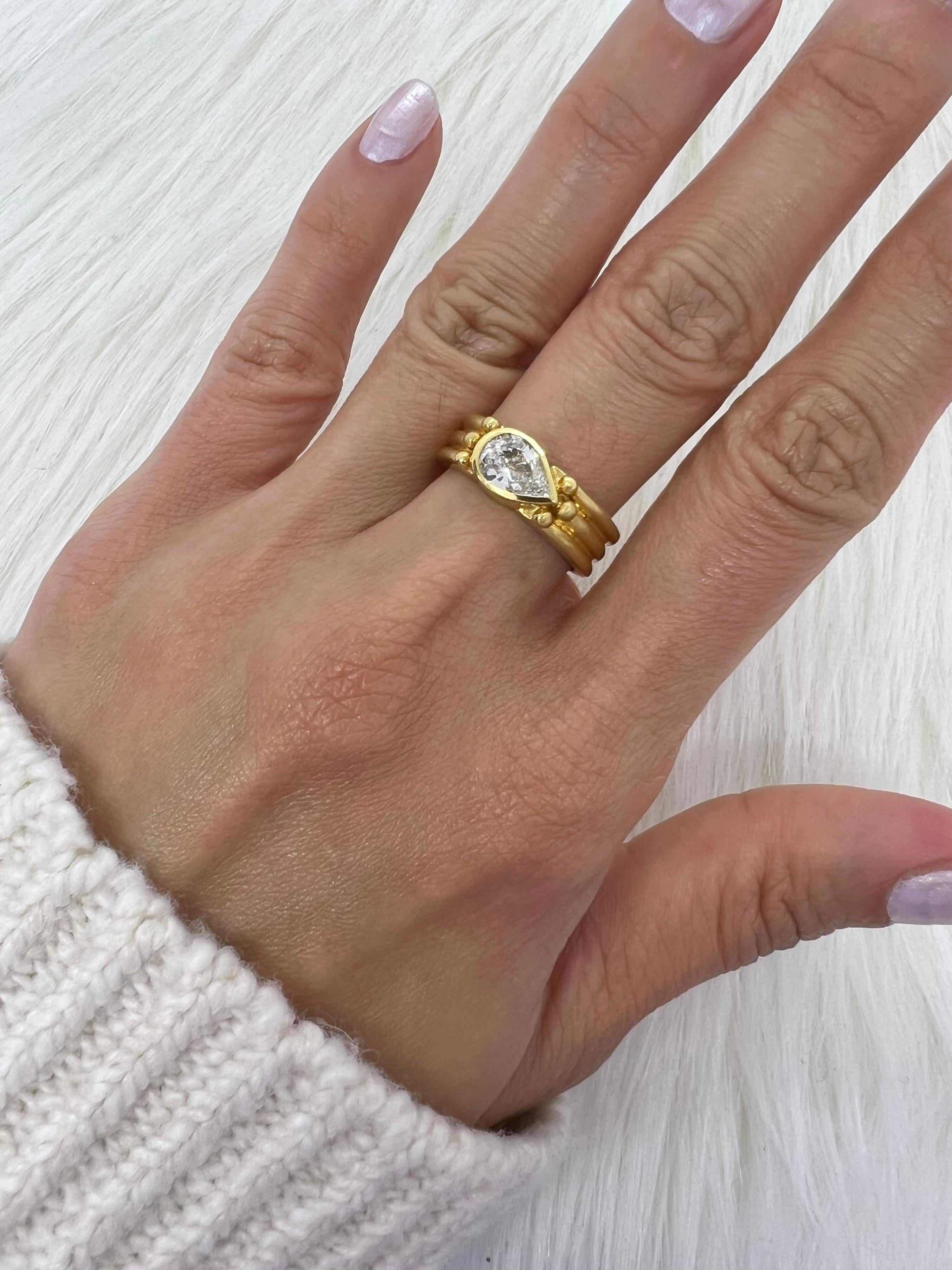 Sophia D. 18K Yellow Gold Diamond Ring In New Condition In New York, NY