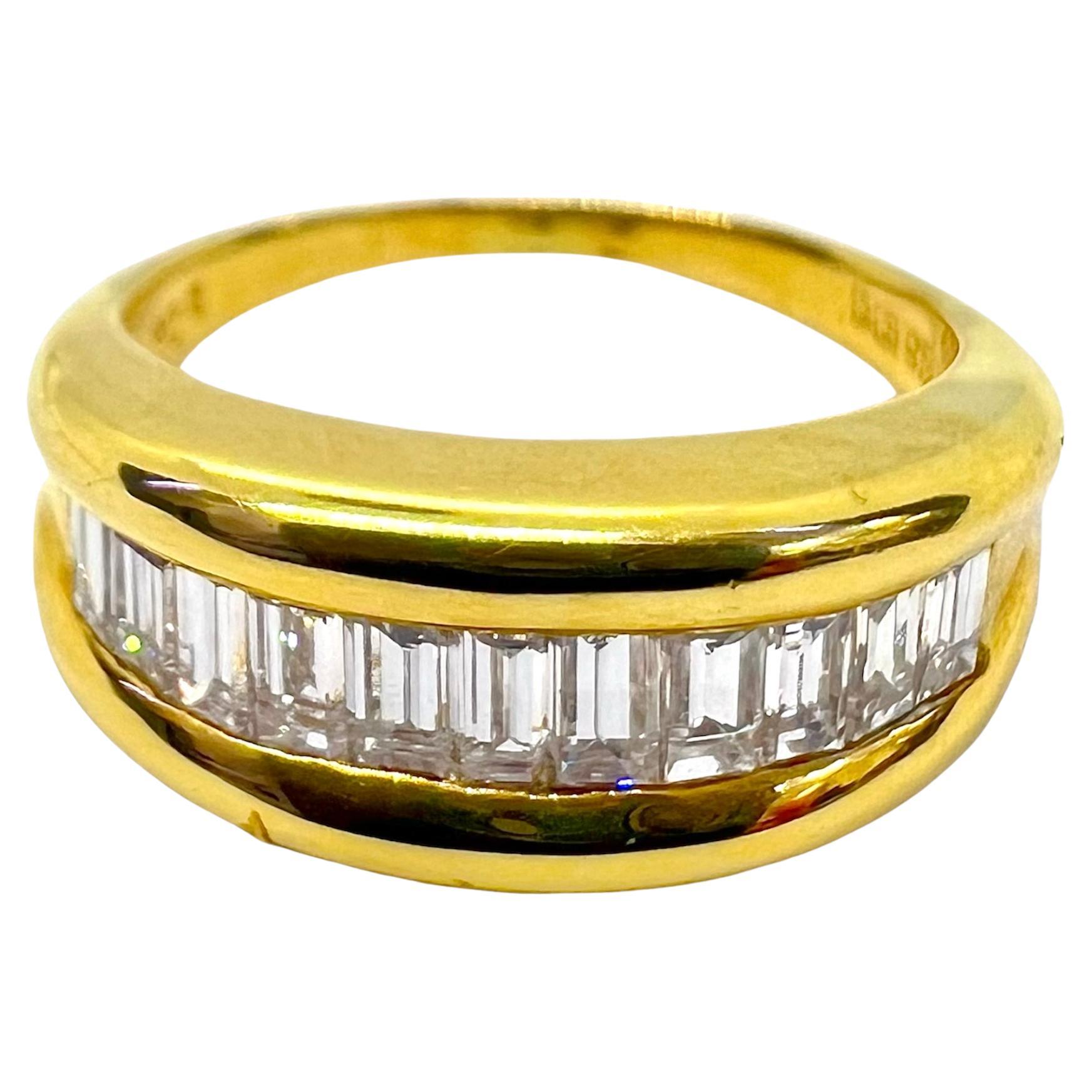 Sophia D. Bague en or jaune 18 carats avec diamants en vente