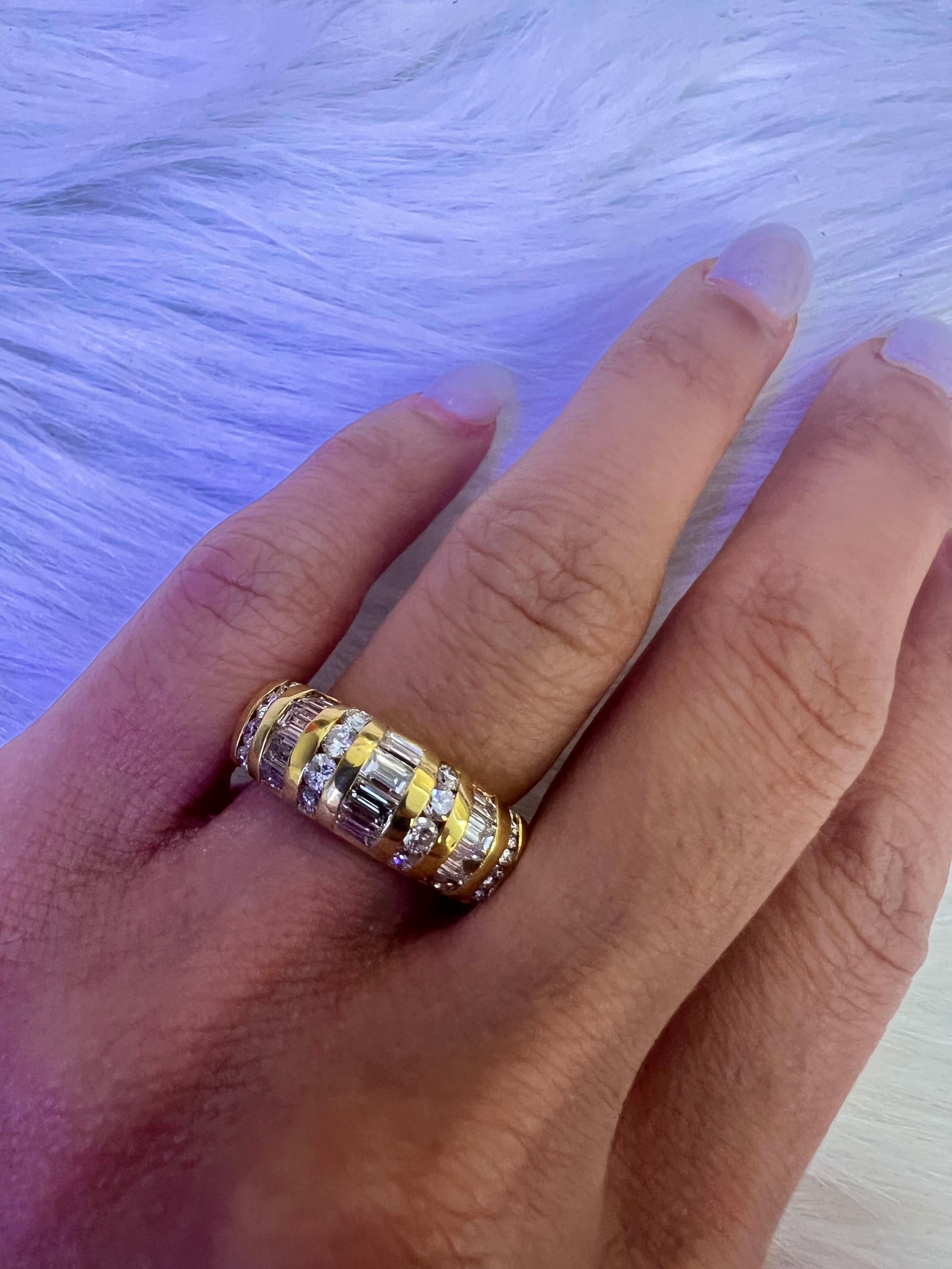 Sophia D. 18K Yellow Gold Ring with Diamonds  In New Condition For Sale In New York, NY