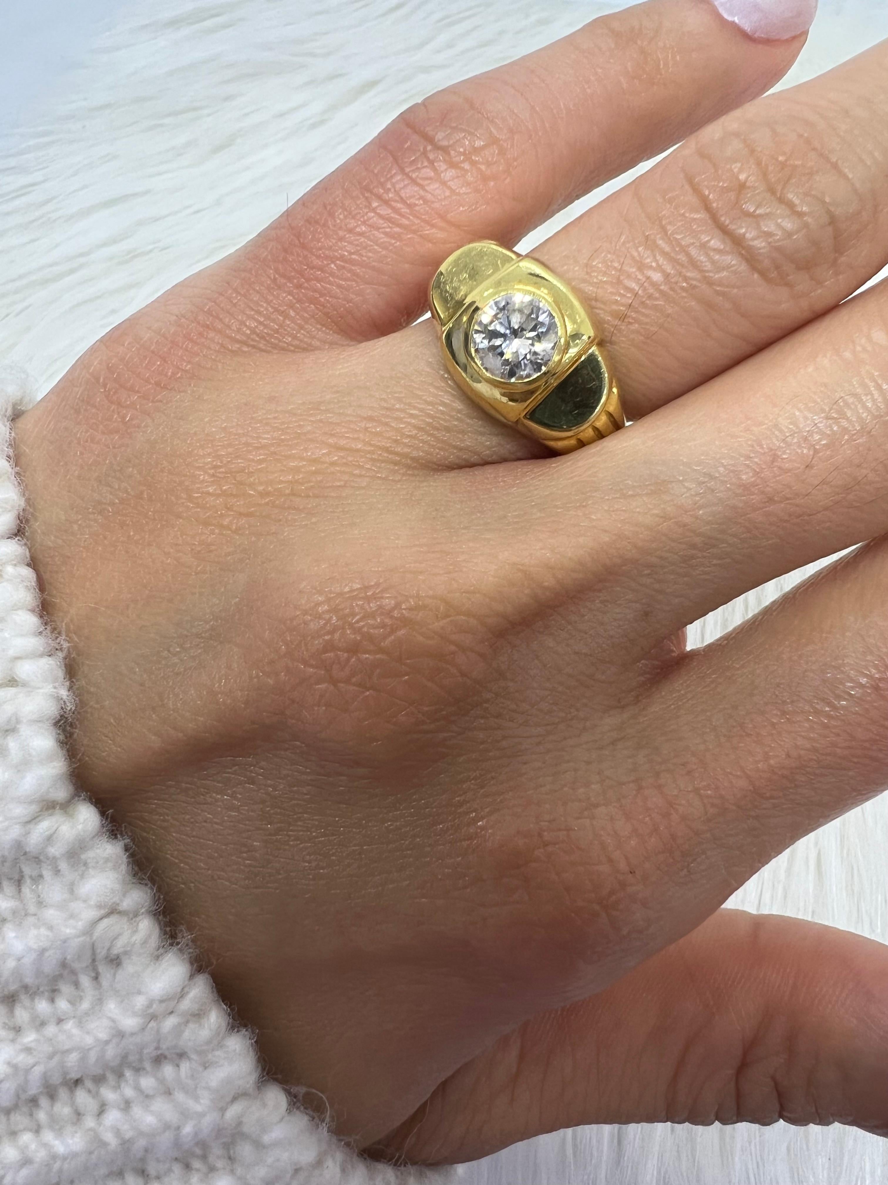 Women's or Men's Sophia D. 18K Yellow Gold Round Diamond Ring For Sale