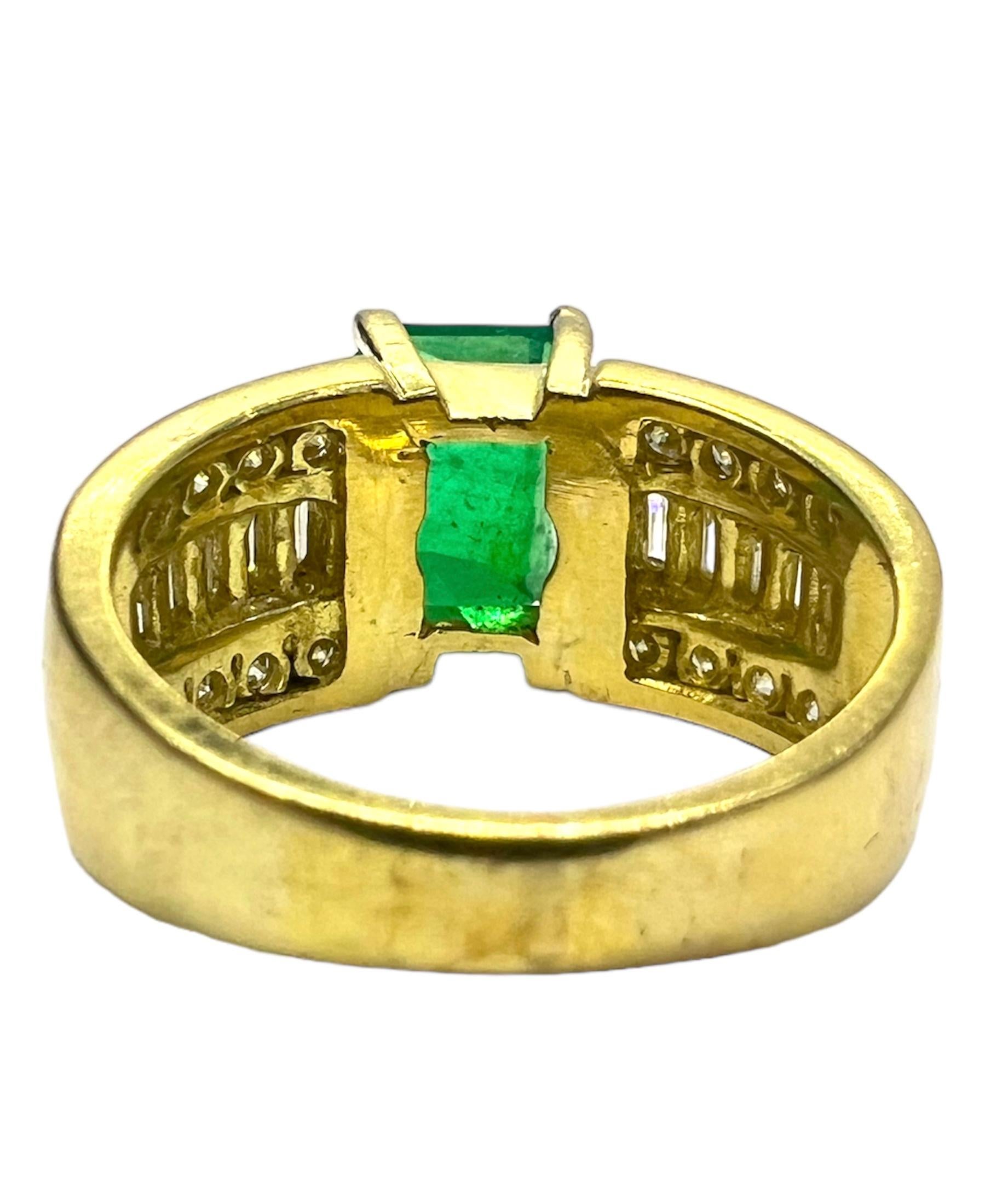 Art Deco Sophia D. 2.75 Carat Emerald Yellow Gold Ring