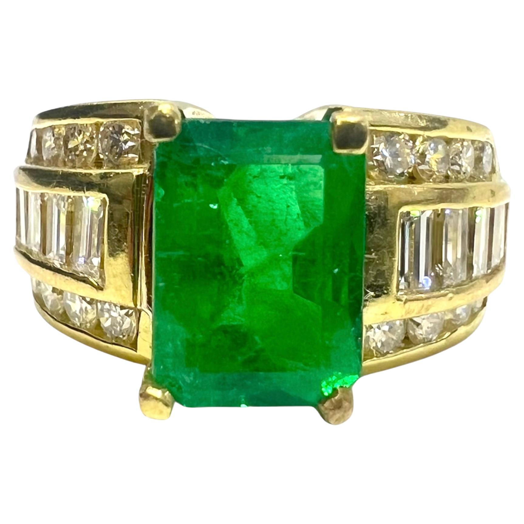 Sophia D. 2.75 Carat Emerald Yellow Gold Ring For Sale