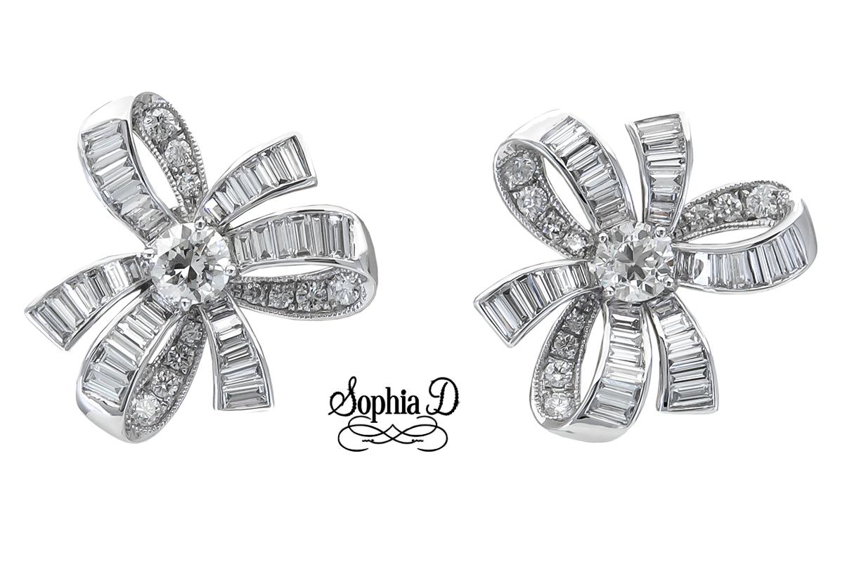 Sophia D. 3.40 Carats Ribbon Style Diamond Earrings In New Condition For Sale In New York, NY