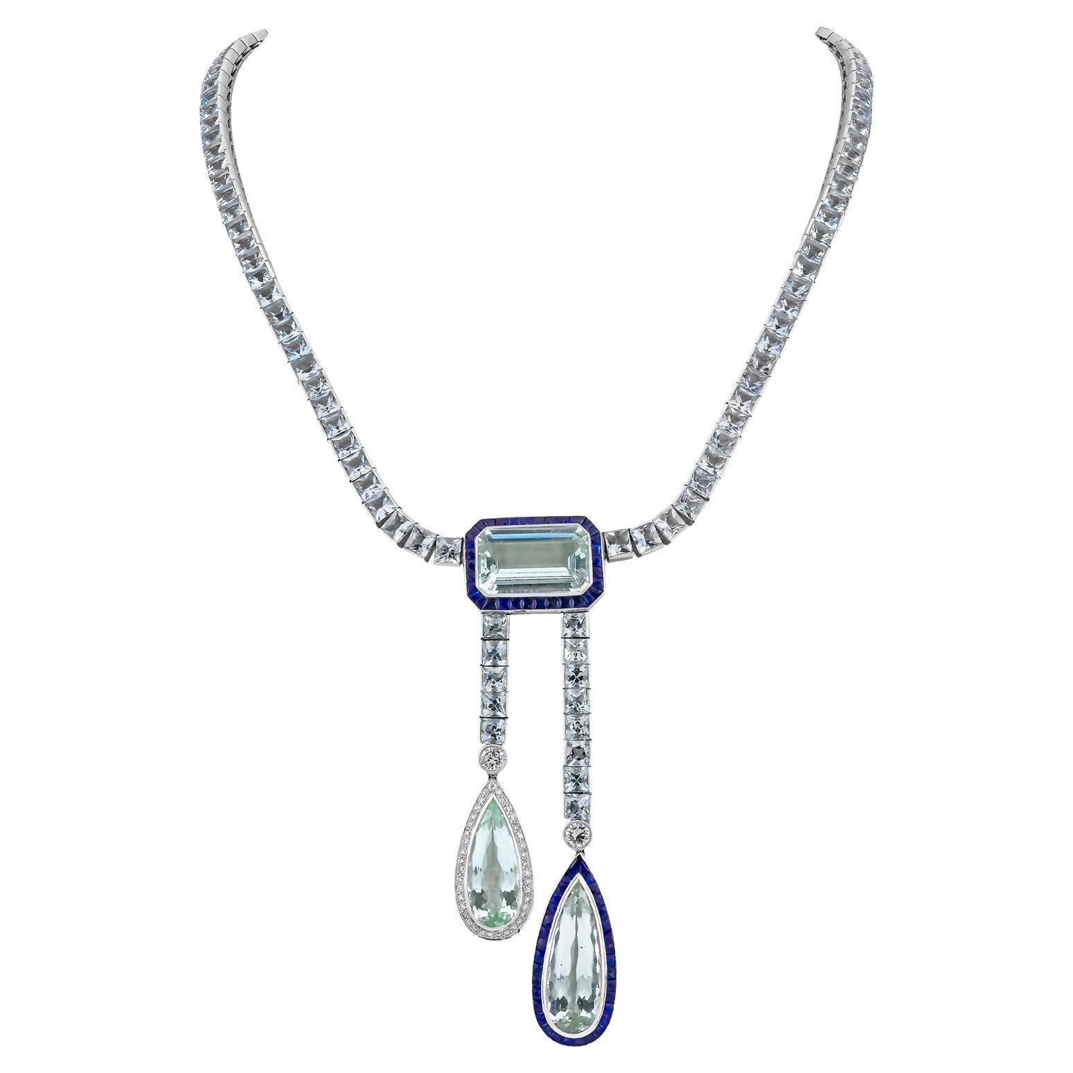 D.D. Art Deco Collana con acquamarina, zaffiro e diamante in platino in vendita