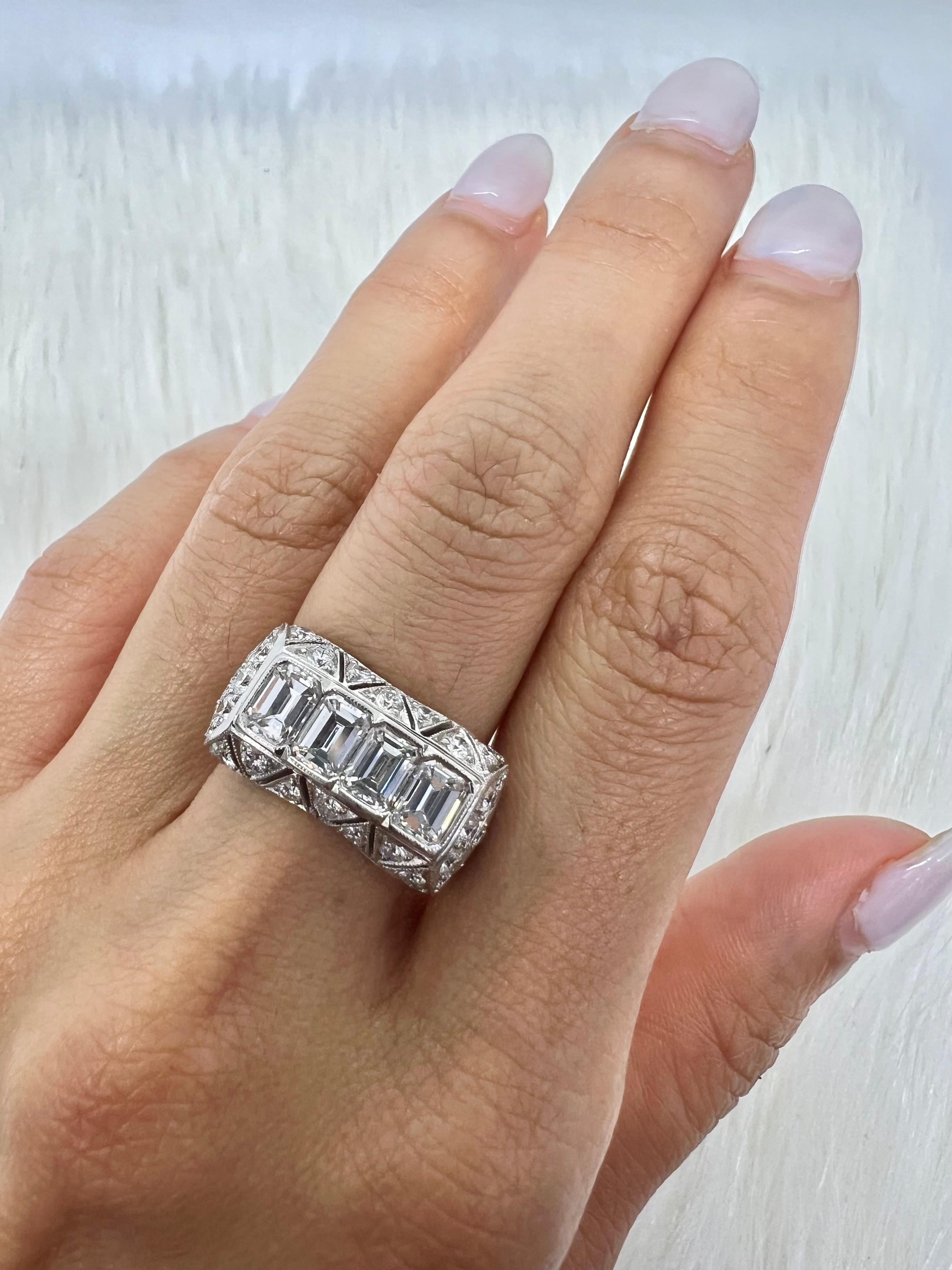 Sophia D. Art Deco Platinum Ring In New Condition For Sale In New York, NY