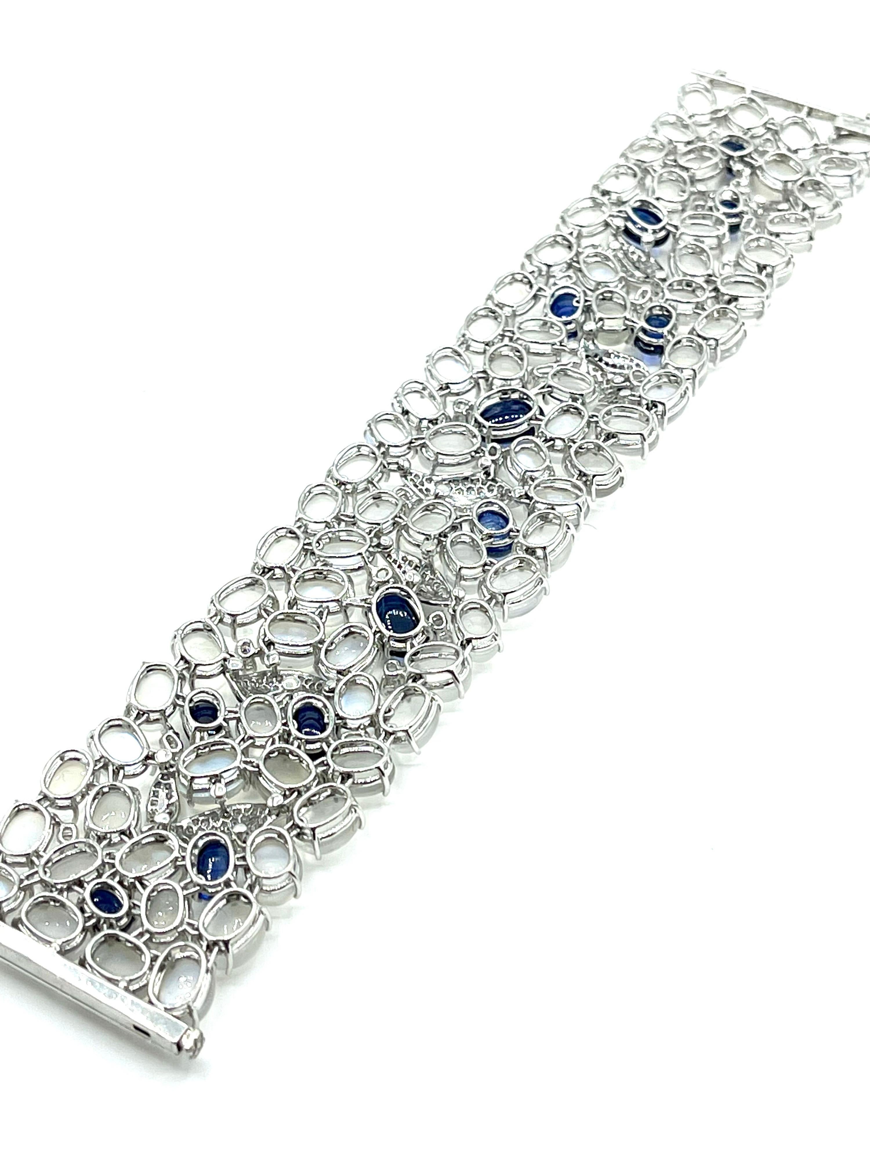 Bracelet Sophia D. en or 18 carats avec pierre de lune cabochon, saphirs et diamants en vente 3