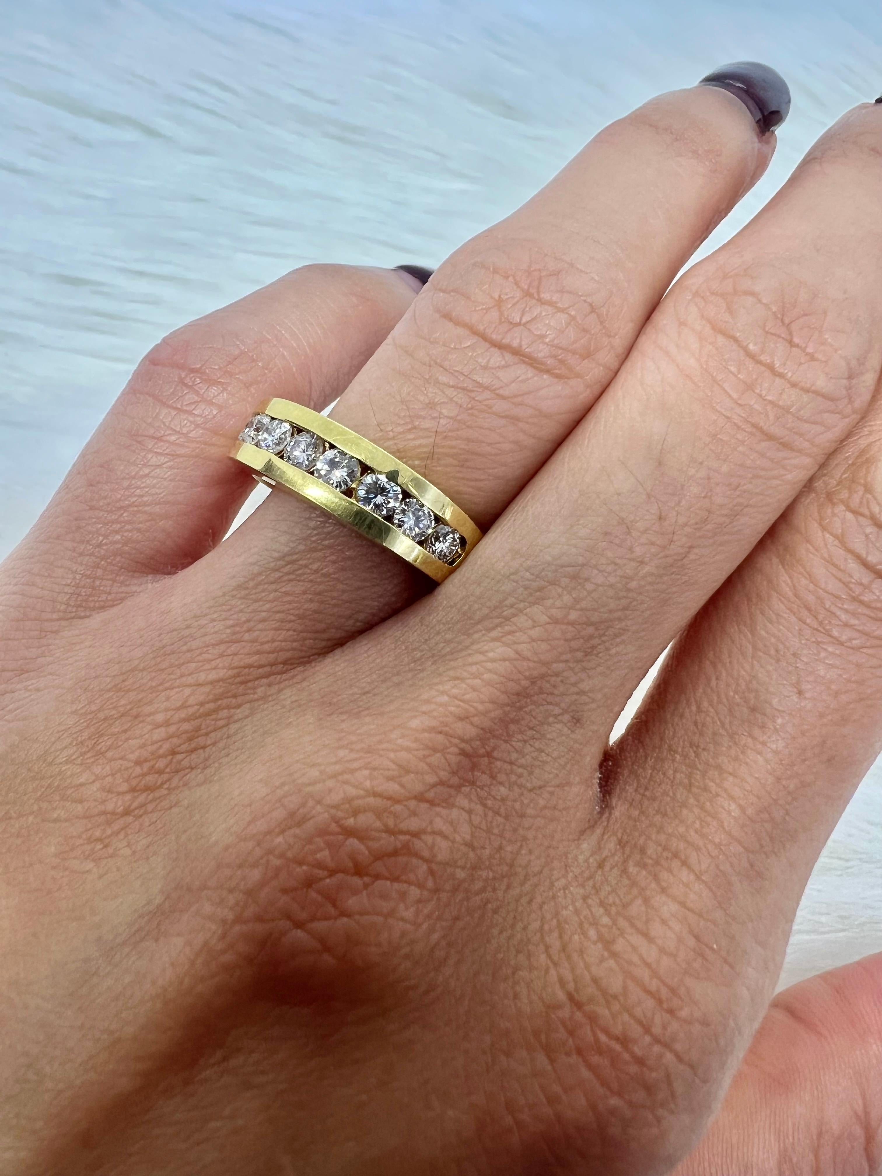 Women's or Men's Sophia D. Diamond Ring in 18K Yellow Gold For Sale