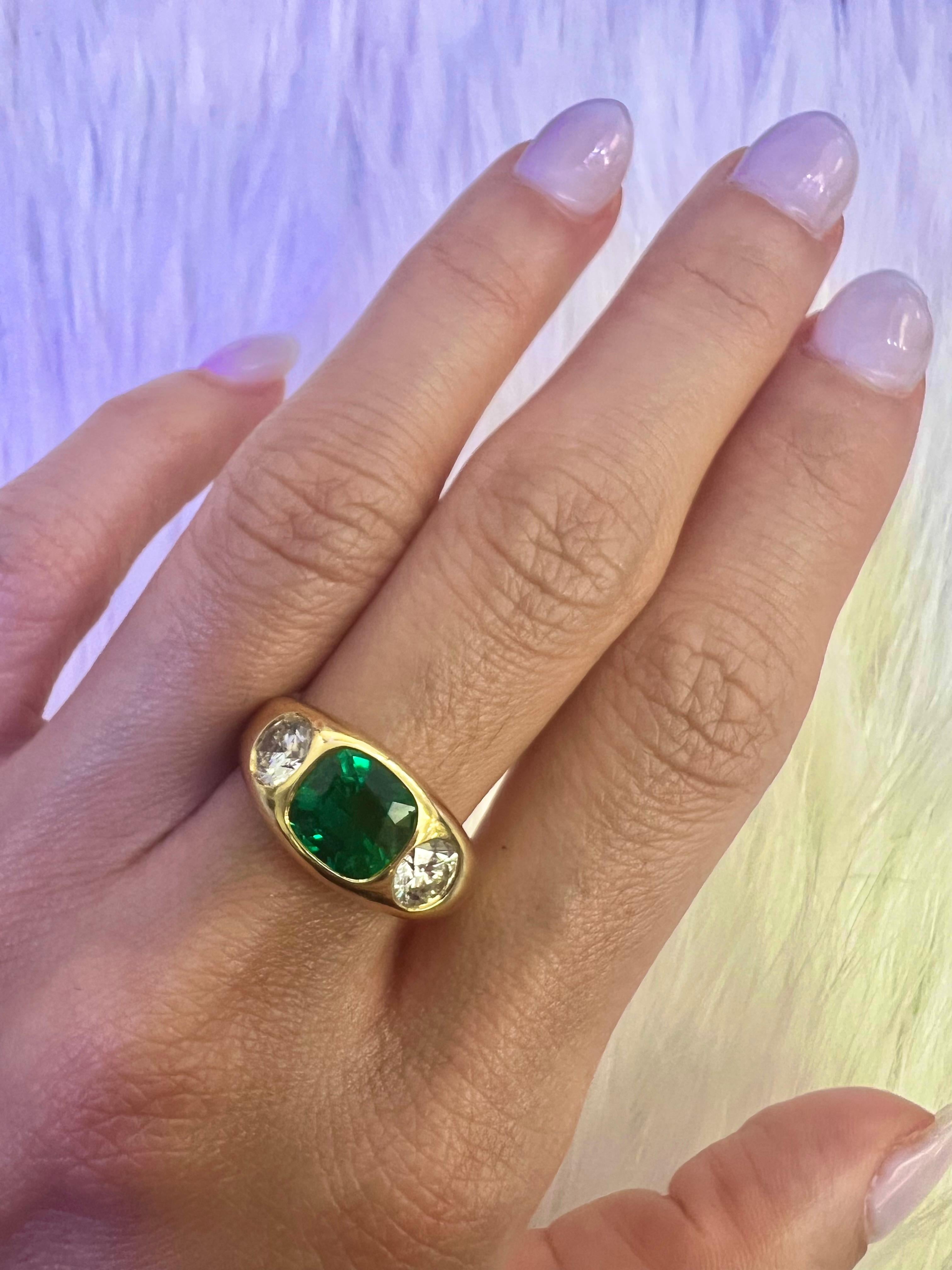Women's or Men's Sophia D. Emerald and Diamond Ring in 18K Yellow Gold For Sale