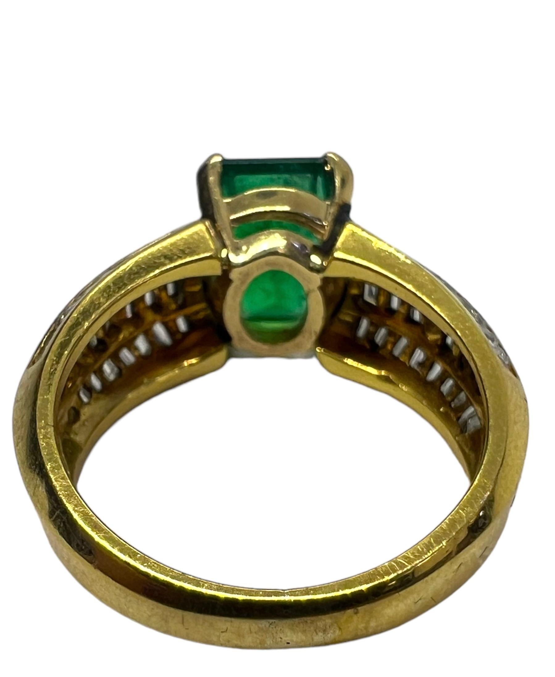 Sophia D. Ring mit Smaragd und Diamant (Art déco) im Angebot