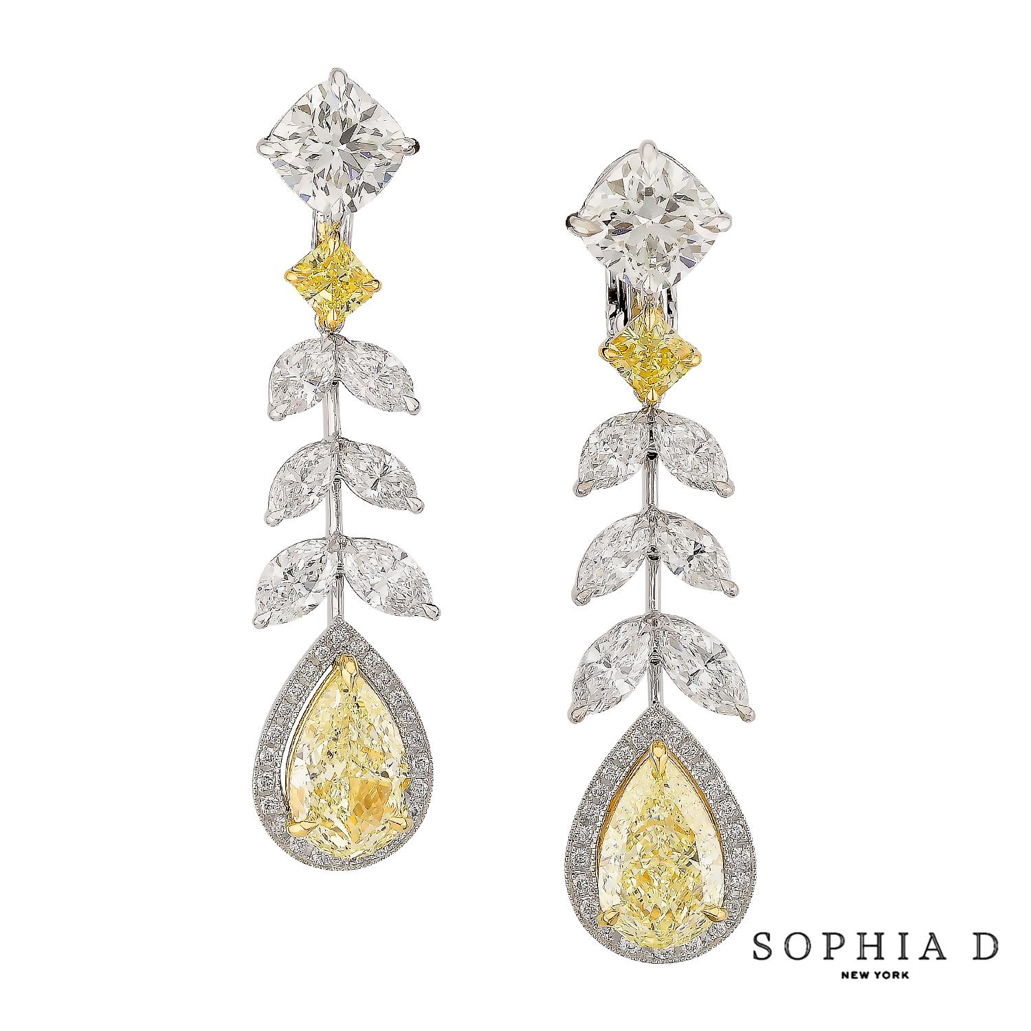 Sophia D Tropfenohrringe mit Blumenmotiv und gelben und weißen Diamanten im Zustand „Neu“ in New York, NY