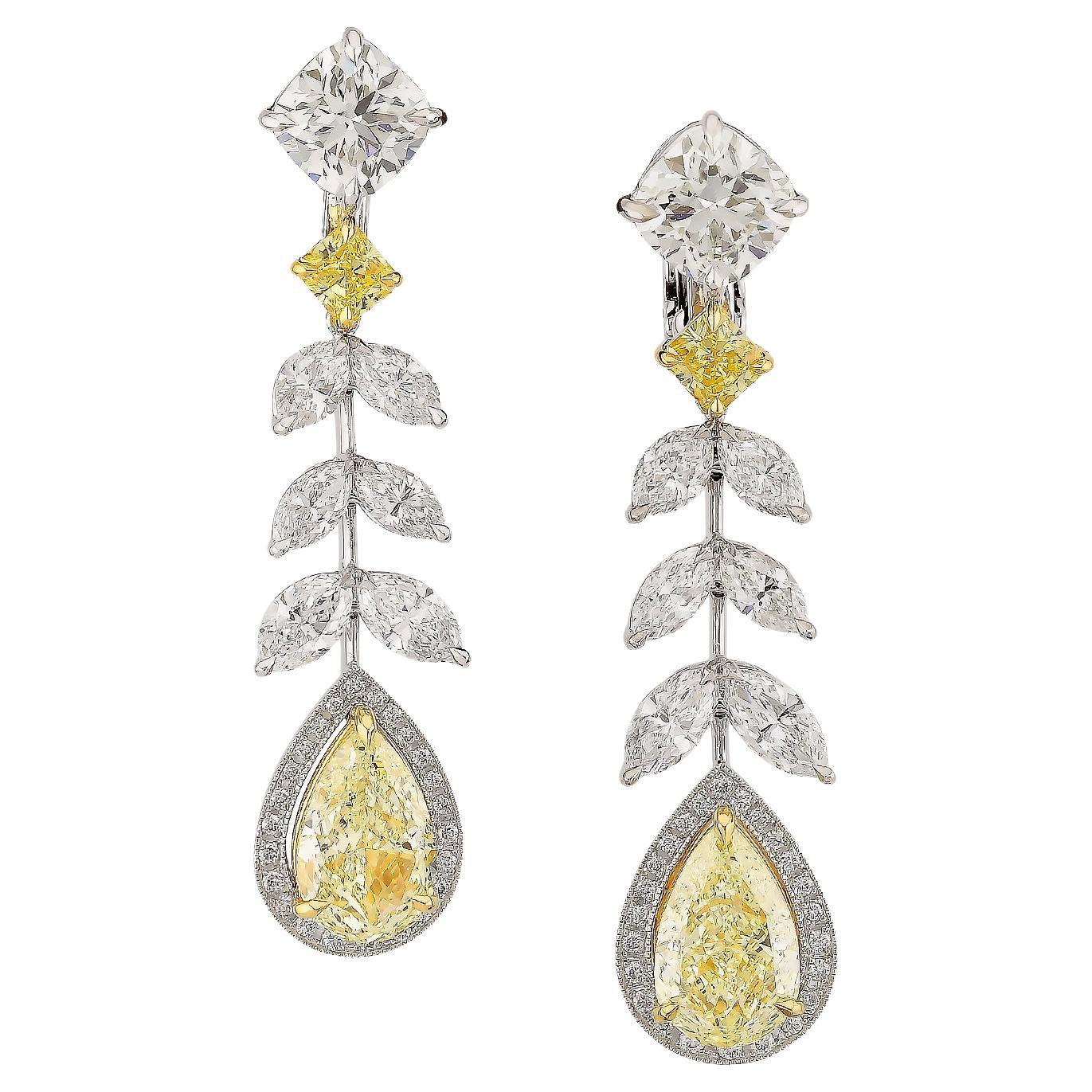 Sophia D Tropfenohrringe mit Blumenmotiv und gelben und weißen Diamanten