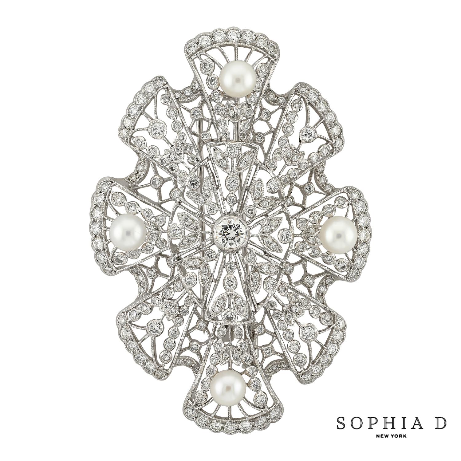 Taille ronde Sophia D. Broche en perles et diamants en vente