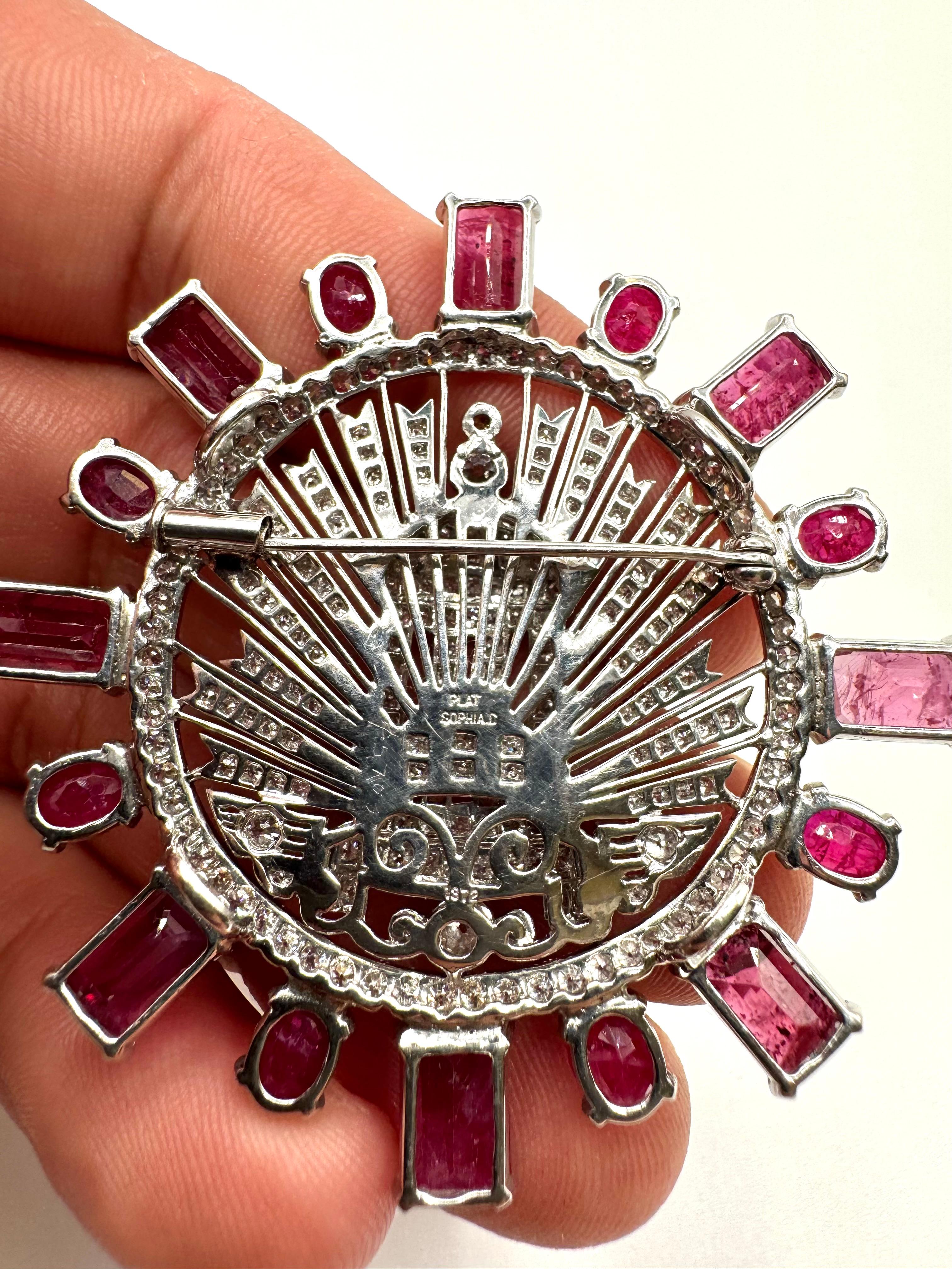 Taille vieille mine Broche Sophia D en platine, rubis et diamants en vente