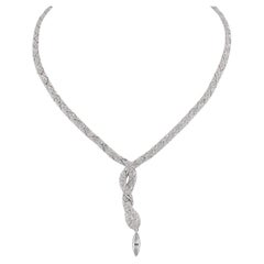 Collana con diamanti in platino Sophia D e goccia marquise con design a serpente