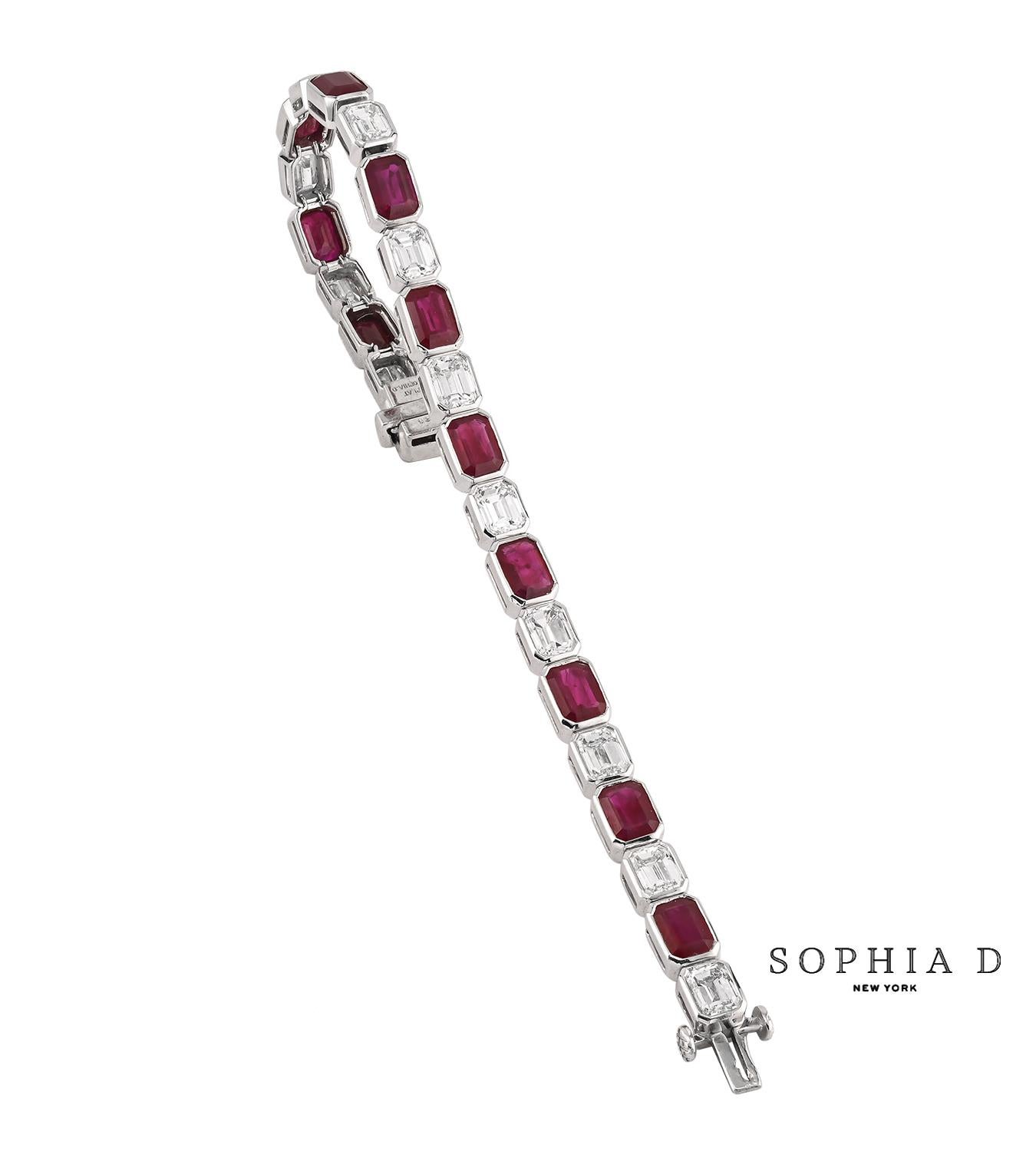 Taglio smeraldo Bracciale con rubini e diamanti di Sophia D. in vendita