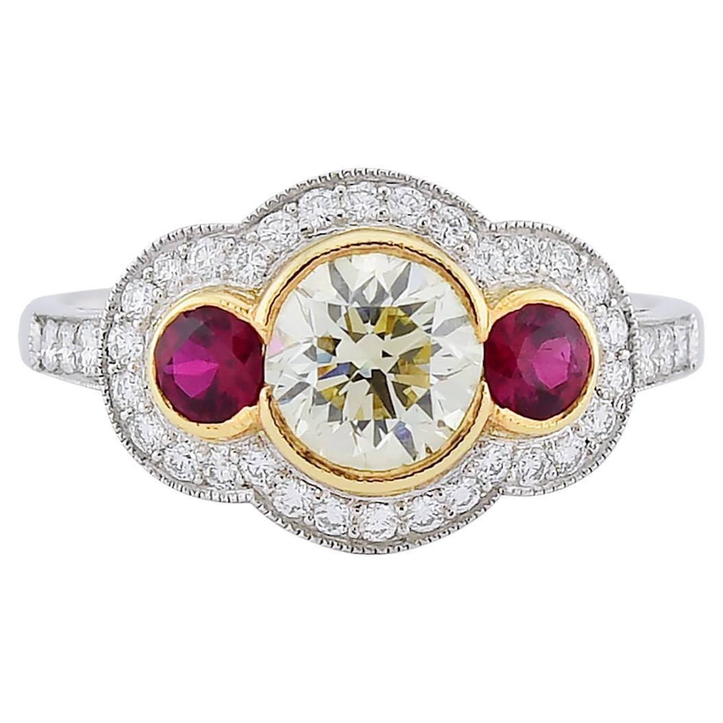 Sophia D. Anillo de tres piedras de rubí y diamante amarillo