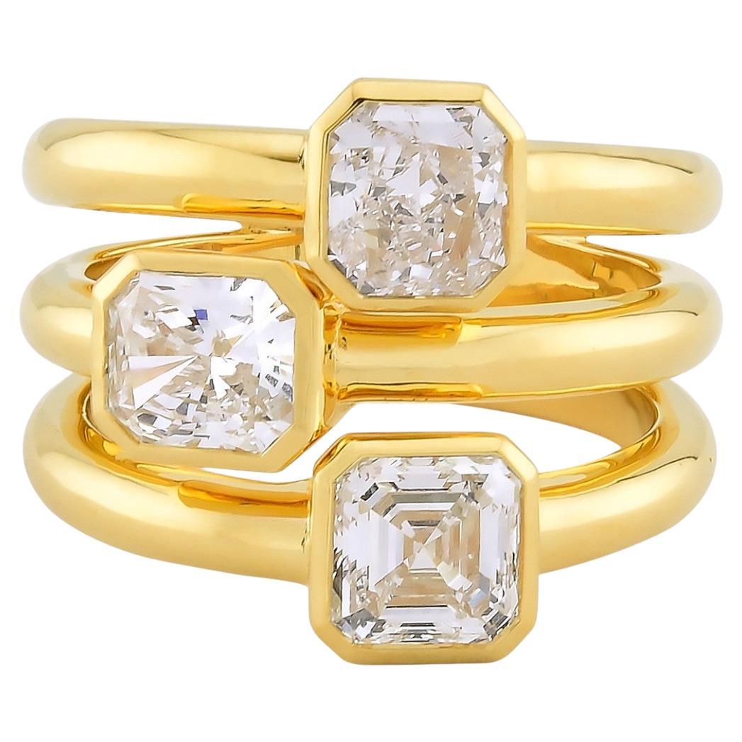 Bague en or jaune 18K à trois pierres et diamants Sophia D en vente