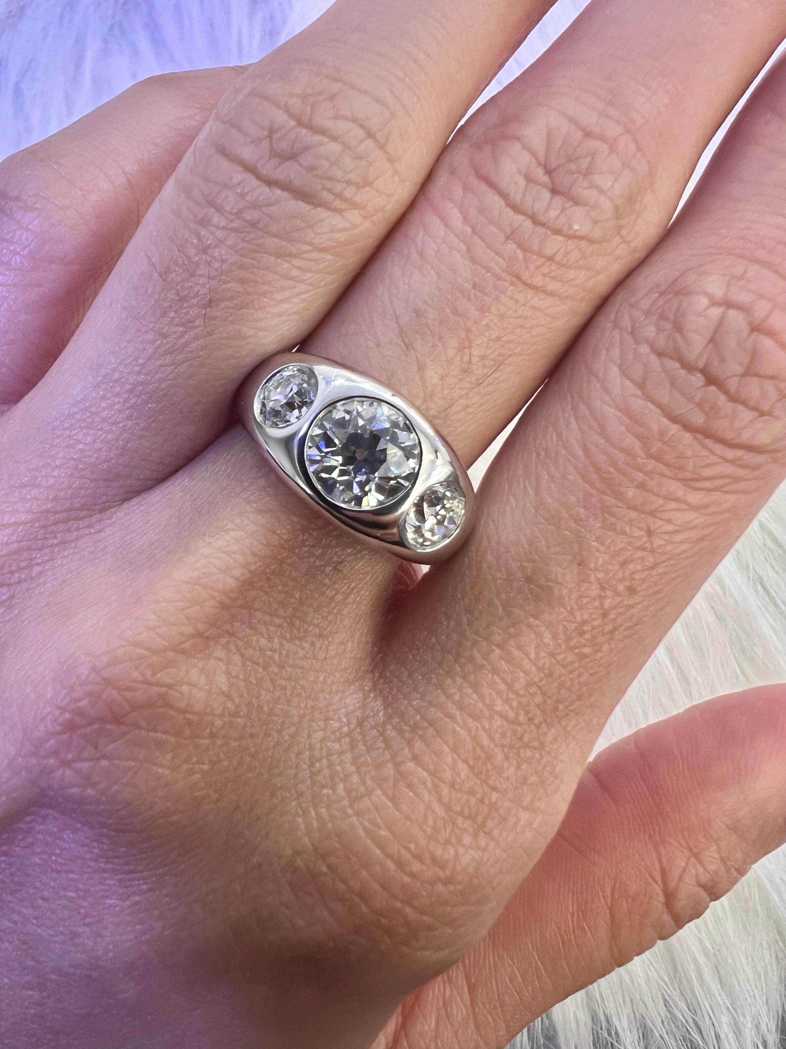 Sophia D. Three Stone Gypsy Platinum Ring  In New Condition For Sale In New York, NY