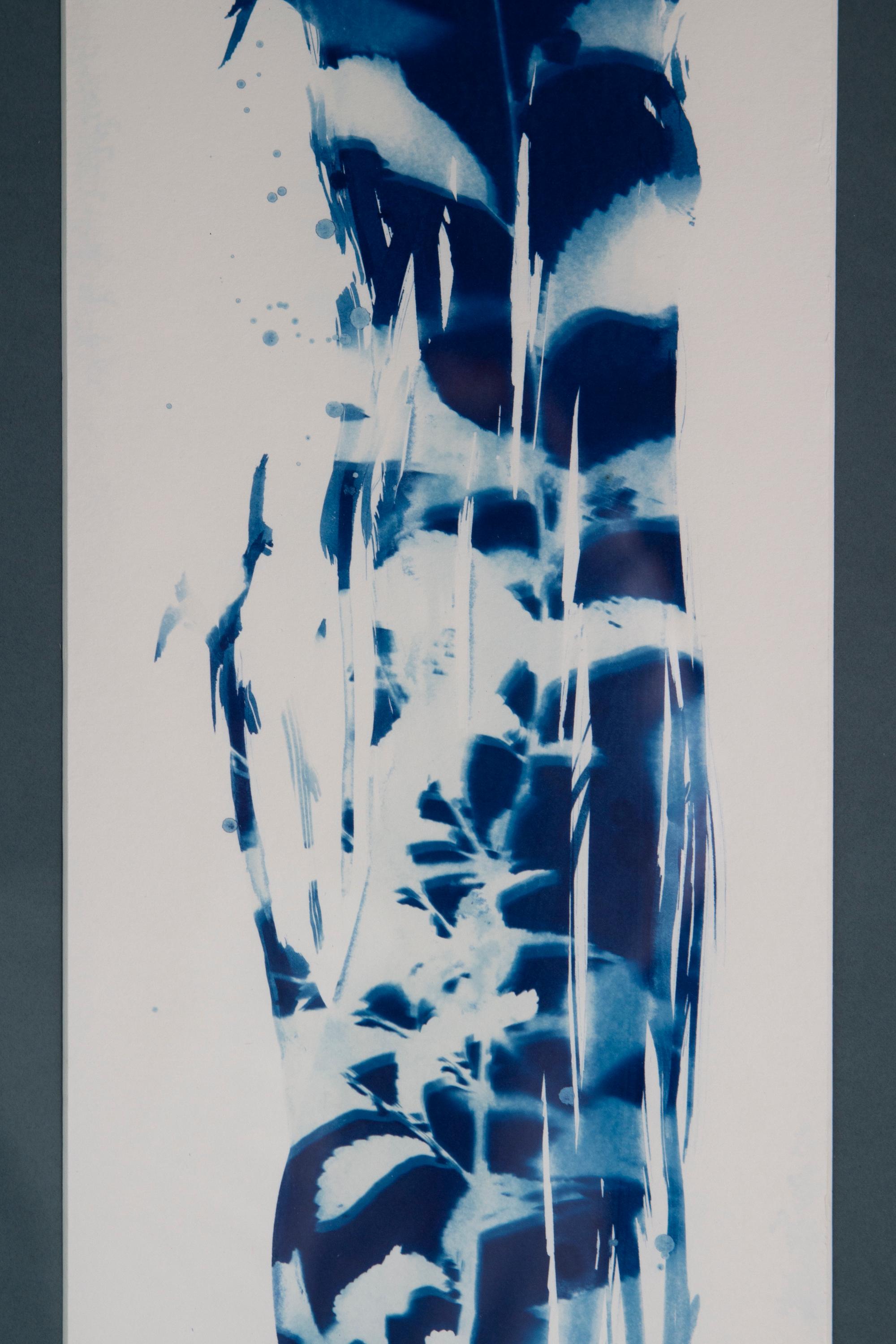 « Mère et enfant » Paysage boisé botanique, cyanotype bleu et blanc en vente 2