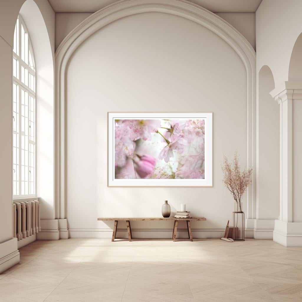 Photographie grand format « couplet de printemps » fleurs de cerisier et de Sakura rose blanc rose - Gris Color Photograph par Sophia Milligan