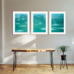 „Summer Rain“ Limitierte Auflage, Foto Triptychon. Poolwasser teal blau grün