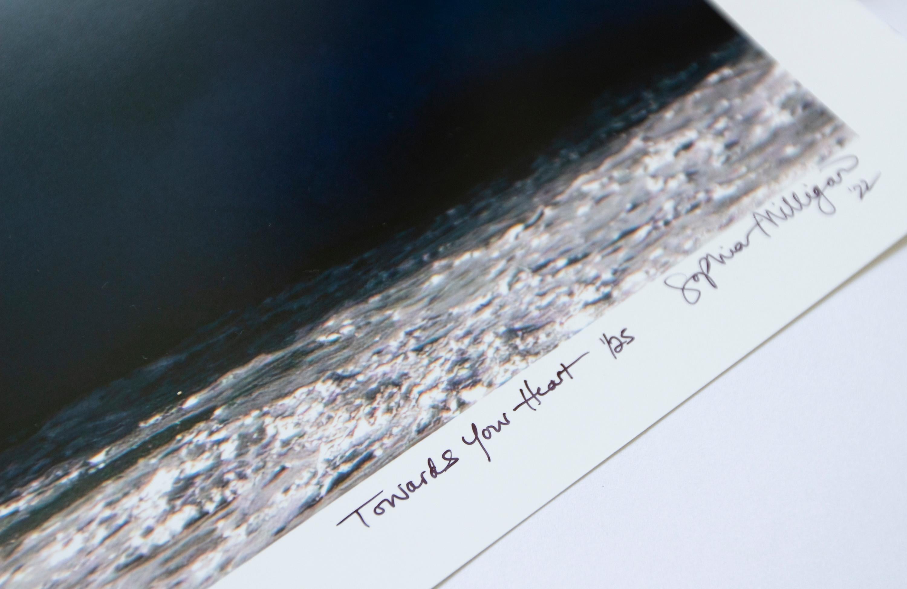 Photo à grande échelle « towards your Heart » Triptyque océan, mer, bleu, chalet de plage en vente 4