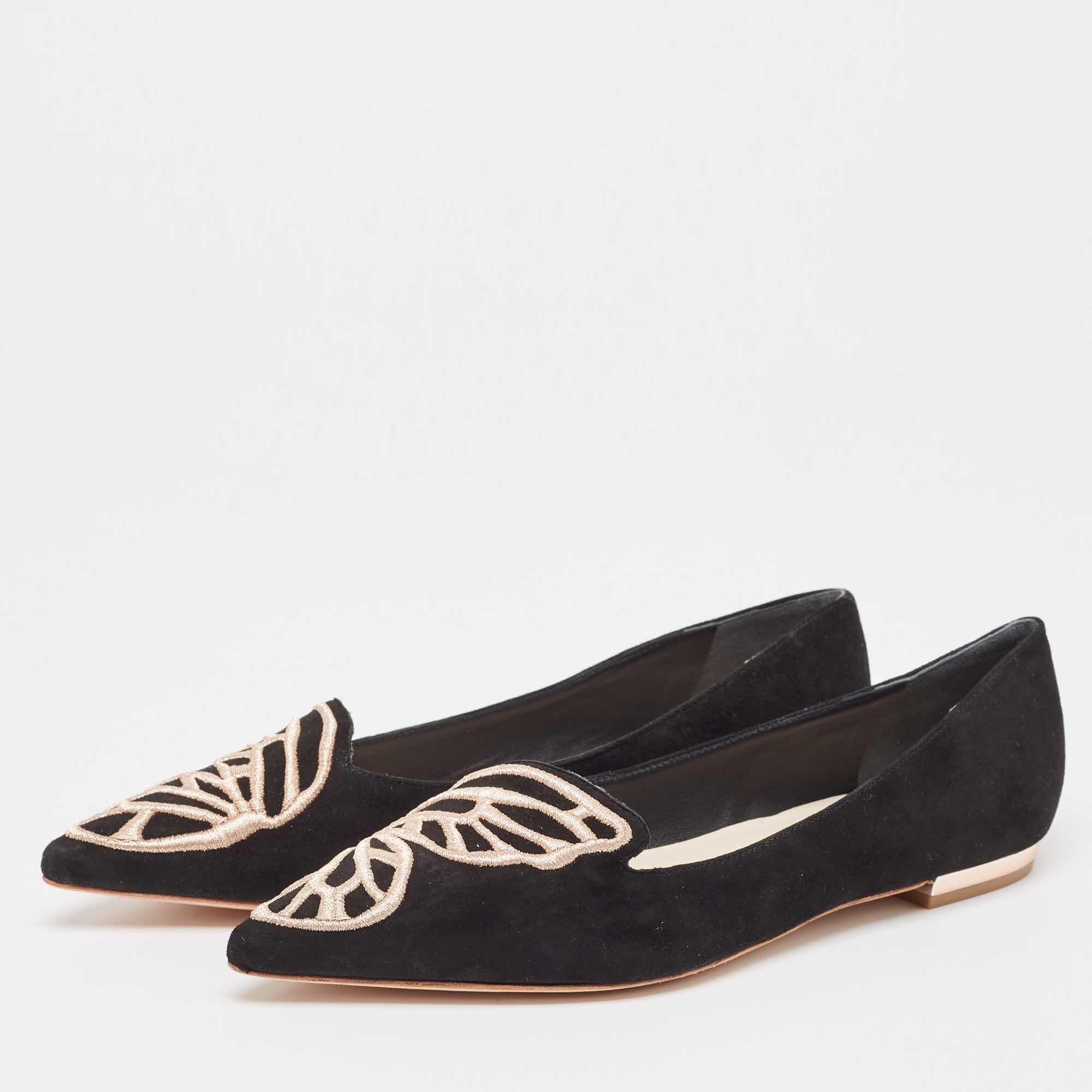 Sophia Webster is known for her whimsical designs. These black beauties will add a winning touch to your attire. Made in suede the Bibi ballet flats have a pointed toe and a beautiful embroidered butterfly addition at the toe cap extending till the