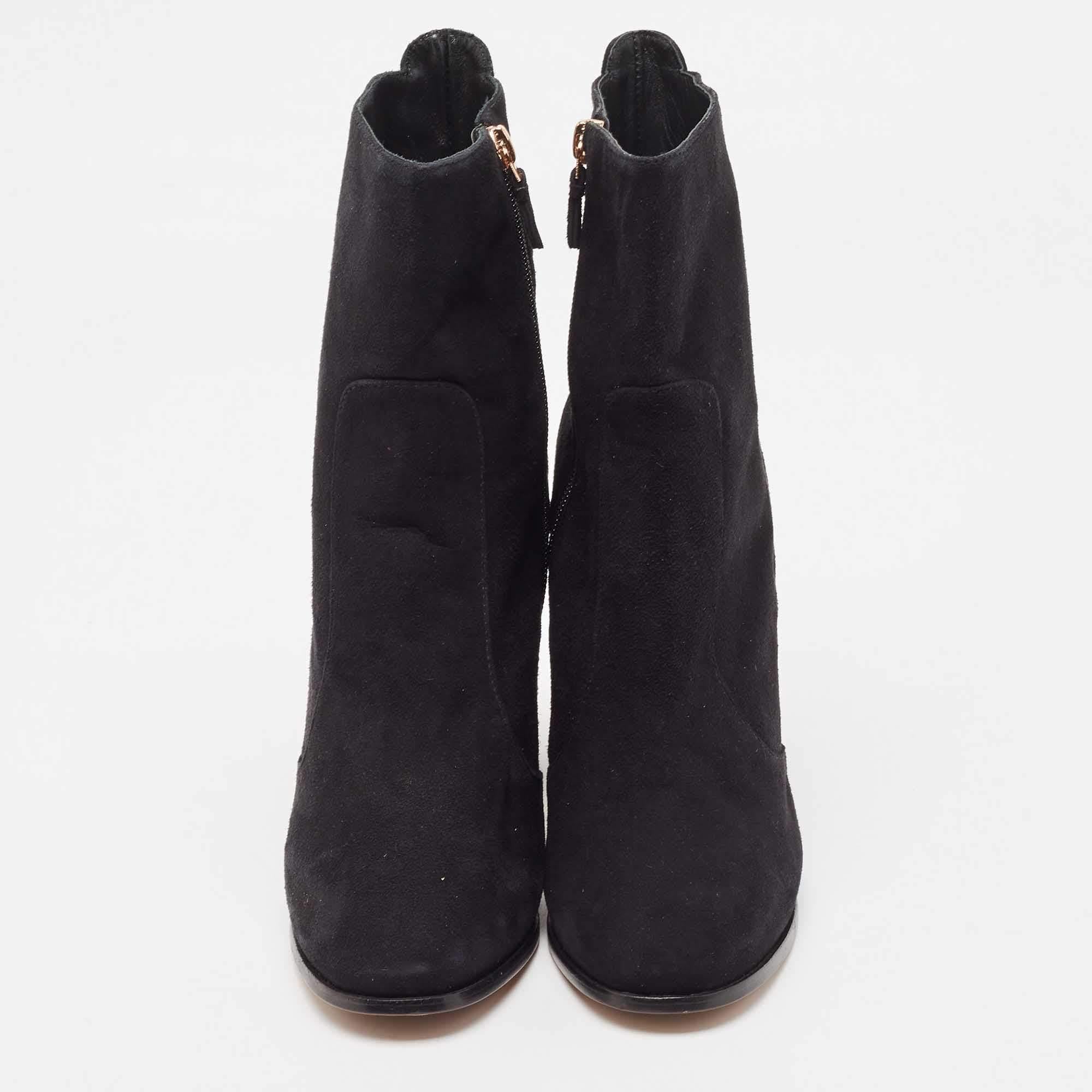 Sophia Webster Black Suede Felicity Ankle Boots Size 41.5 In New Condition For Sale In Dubai, Al Qouz 2