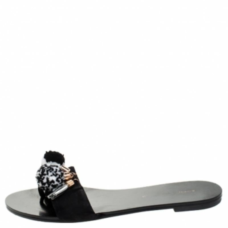 Sophia Webster Schwarz Wildleder Jada Pom Pom Slide Flats Größe 37 im Angebot 1