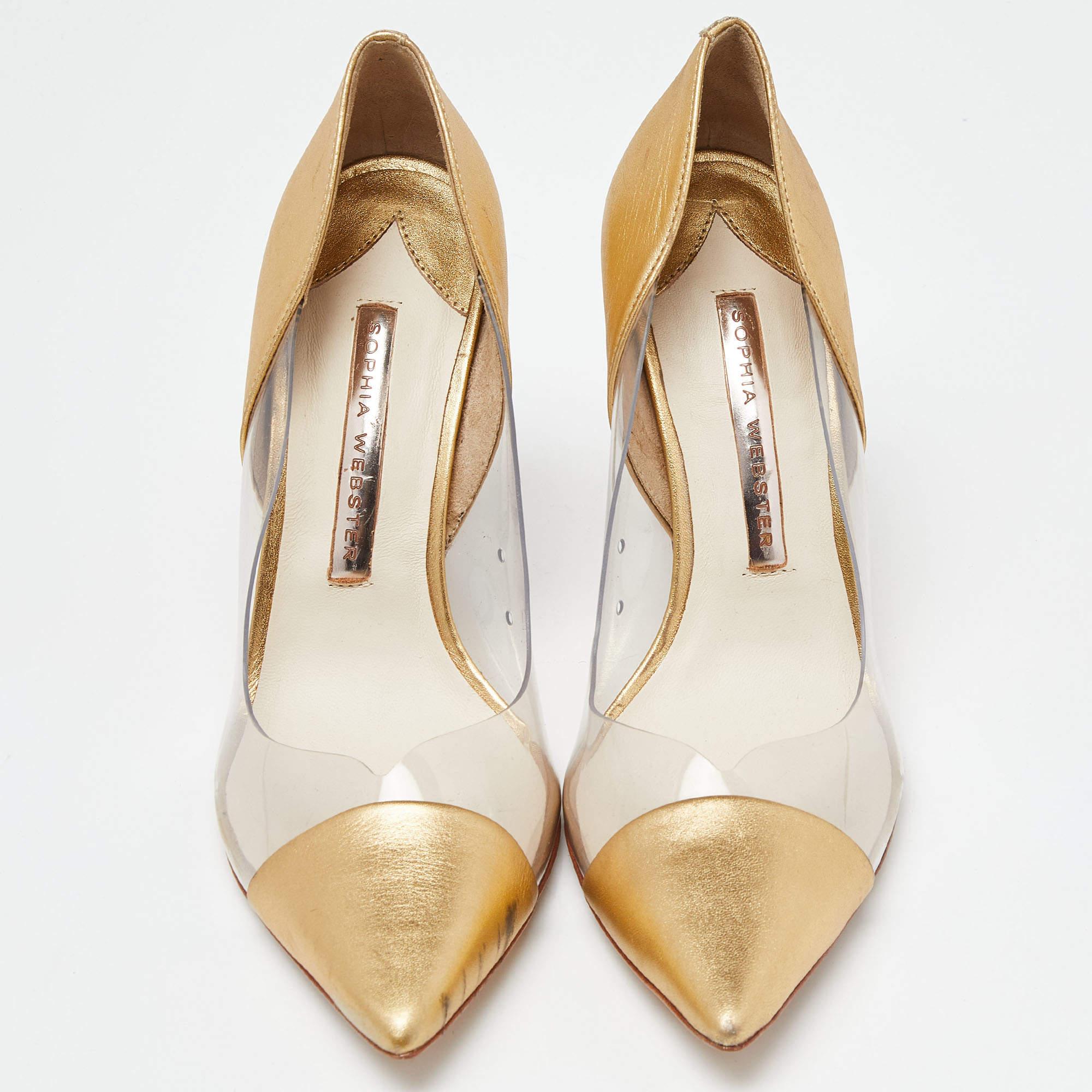Sophia Webster Gold/Transparent Leather and PVC Pointed Toe Pumps Size 38.5 In Fair Condition For Sale In Dubai, Al Qouz 2